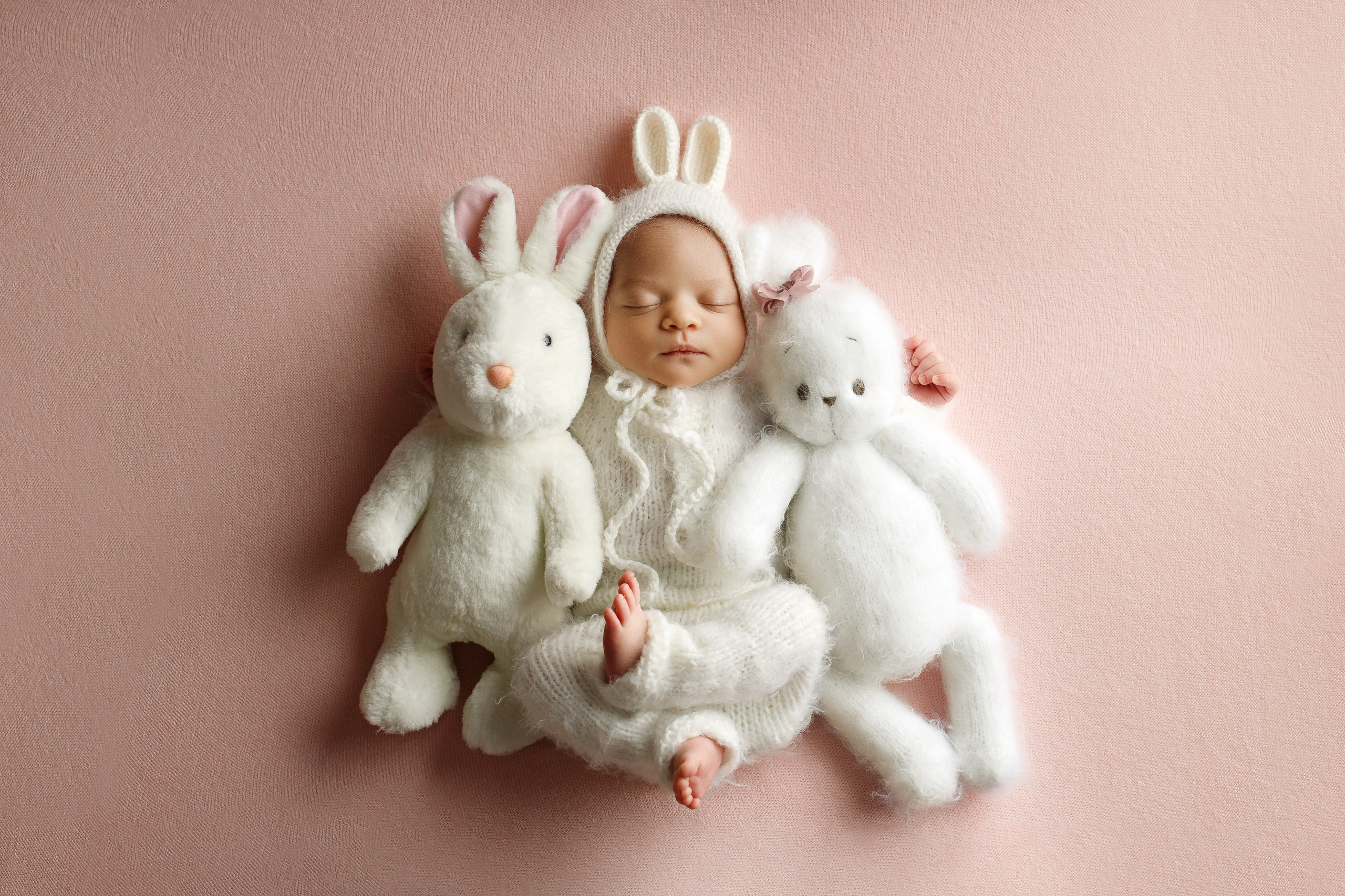 Кроватки, корзинки, качели, большие игрушки и пр. ТОПовый фотограф беременных Екатеринбург. Фотограф новорожденных малышей Екатеринбург