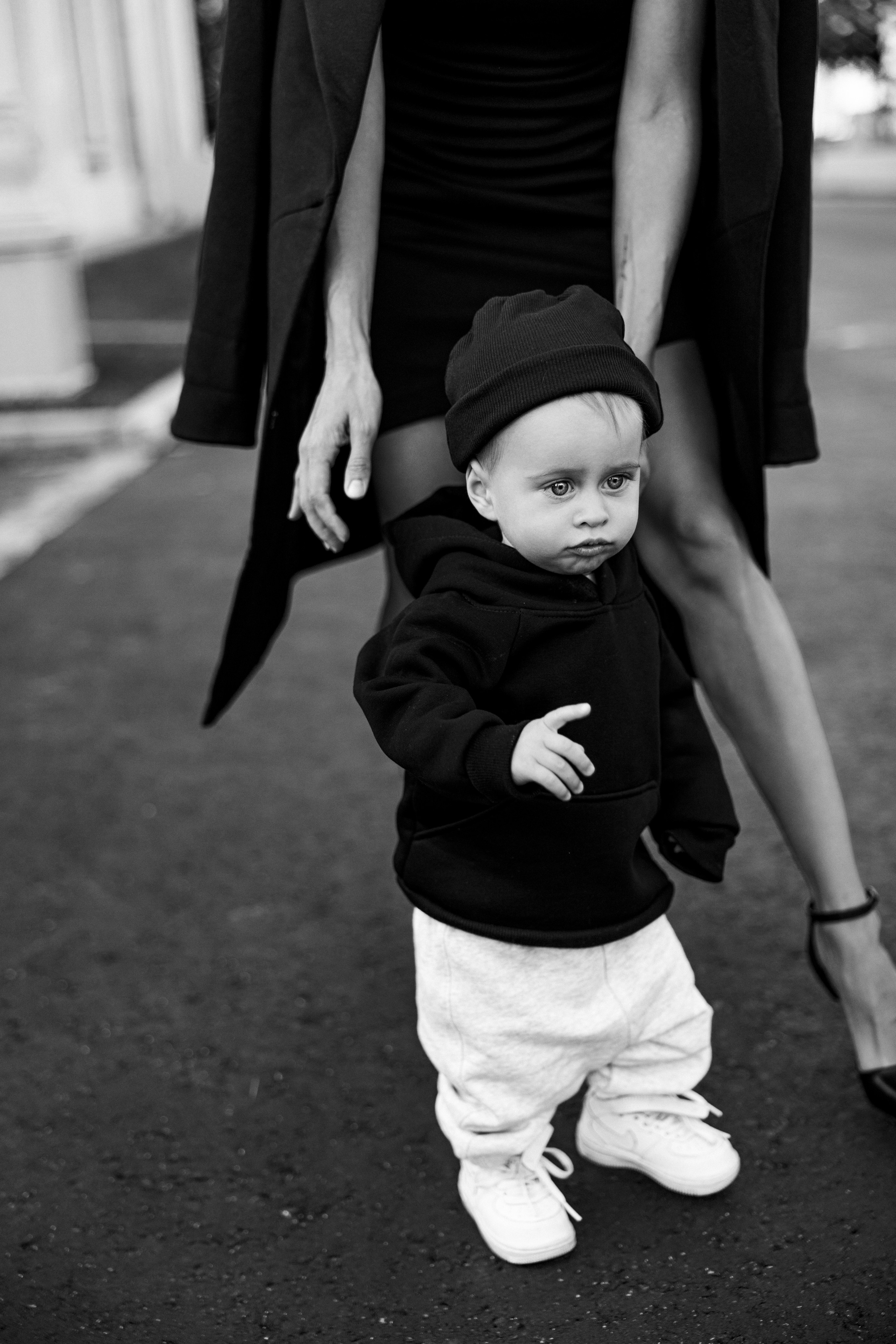 Чб фотография матери и ребенка. Женский и контент фотограф в Москве. Алла Поломарь