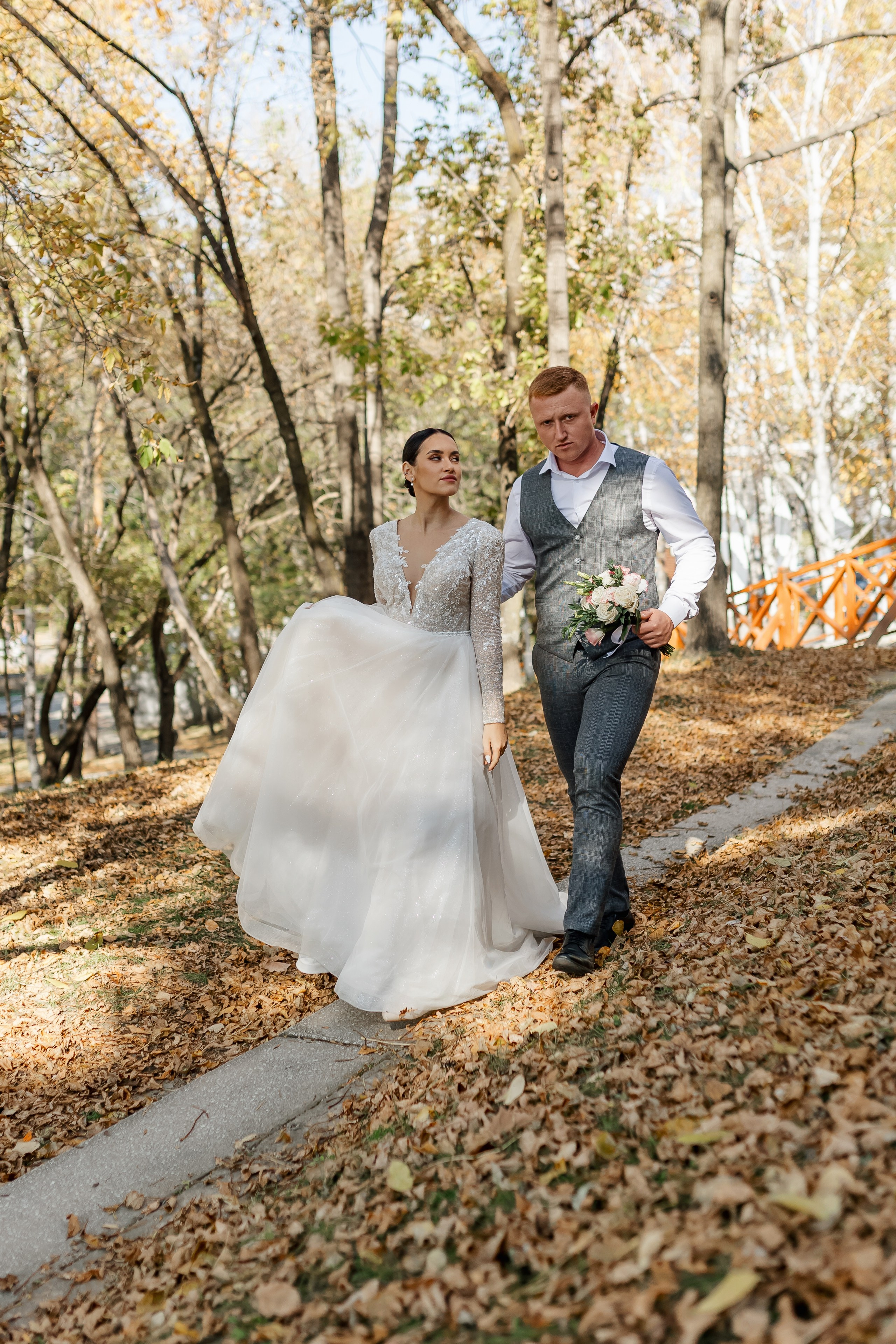 Степан и Алина. Красивая осенняя прогулка. Свадебный фотограф в Хабаровске