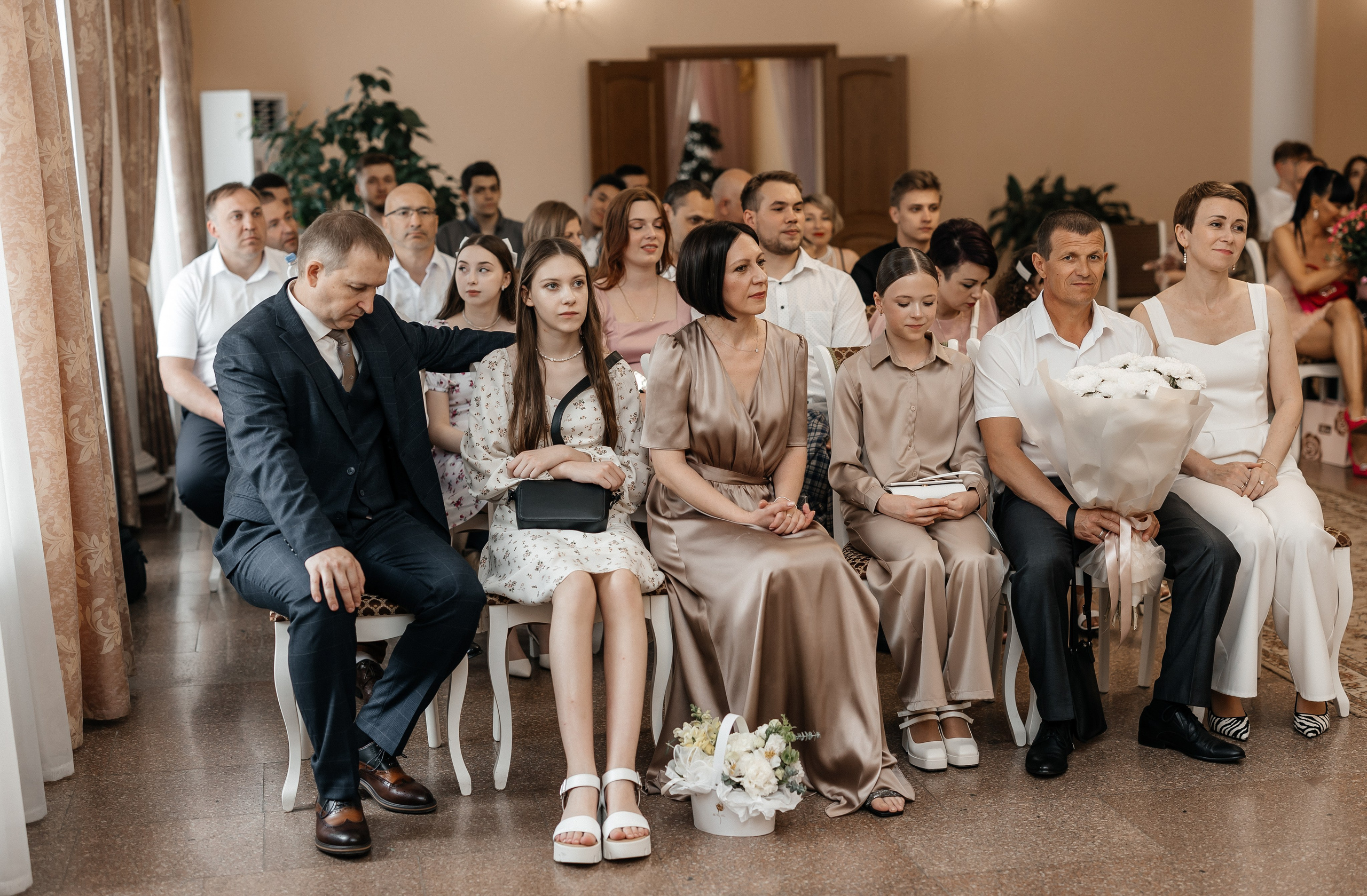 Артём & София | 14.06.25. Свадебный и семейный фотограф в Омске Евгения Хакимова