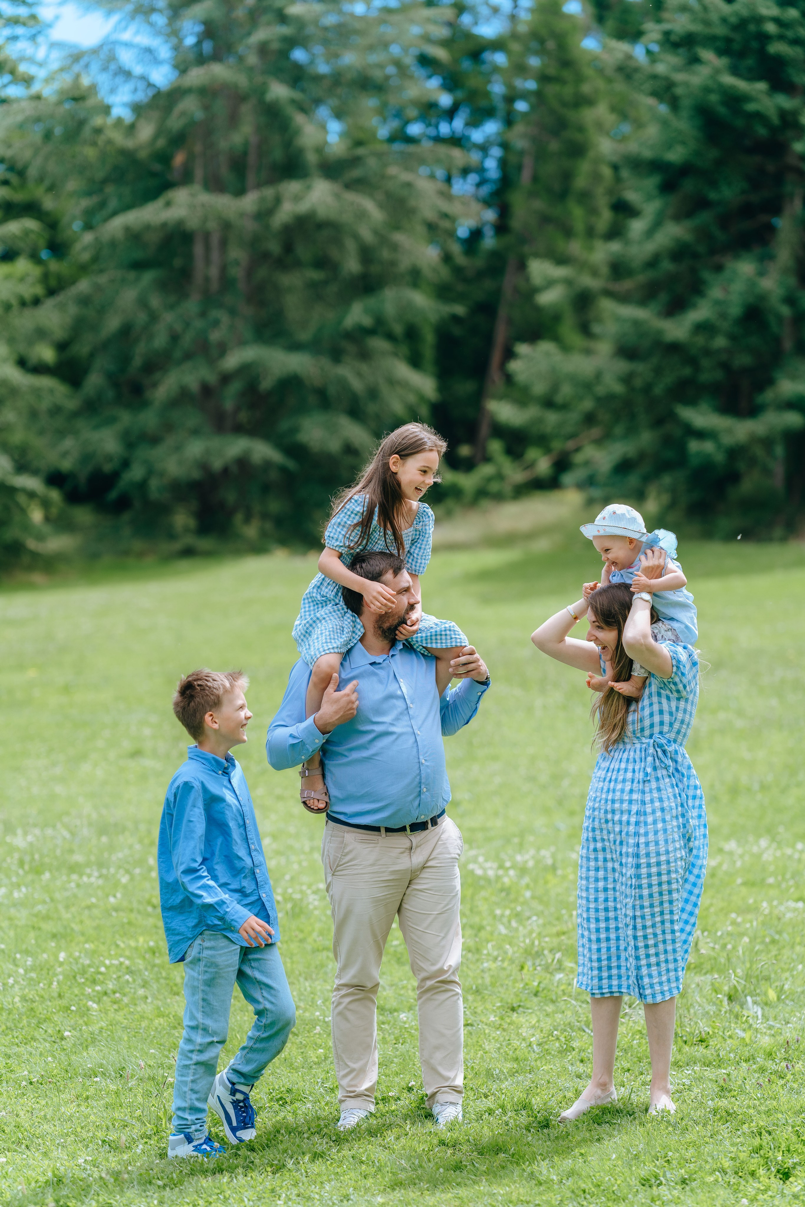 Maxim & Maria + Lisa, Alex and Sofia. Photographe de Mariage Professionnelle — Genève & Suisse Romande | Tanya Creator