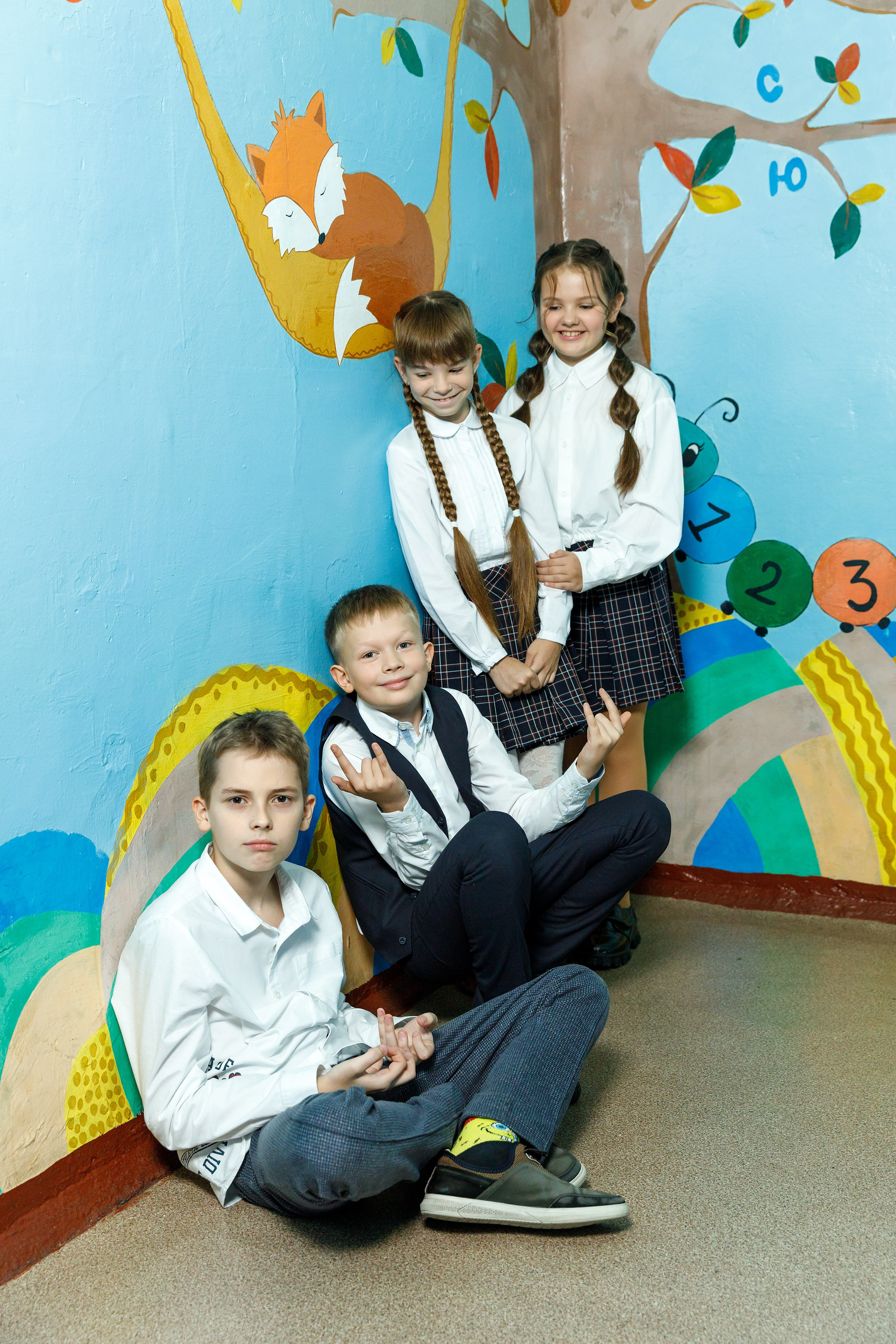 4 класс. Фотограф Анна Телекаева, выпускные альбомы, семейные и репортажные съемки в Омске