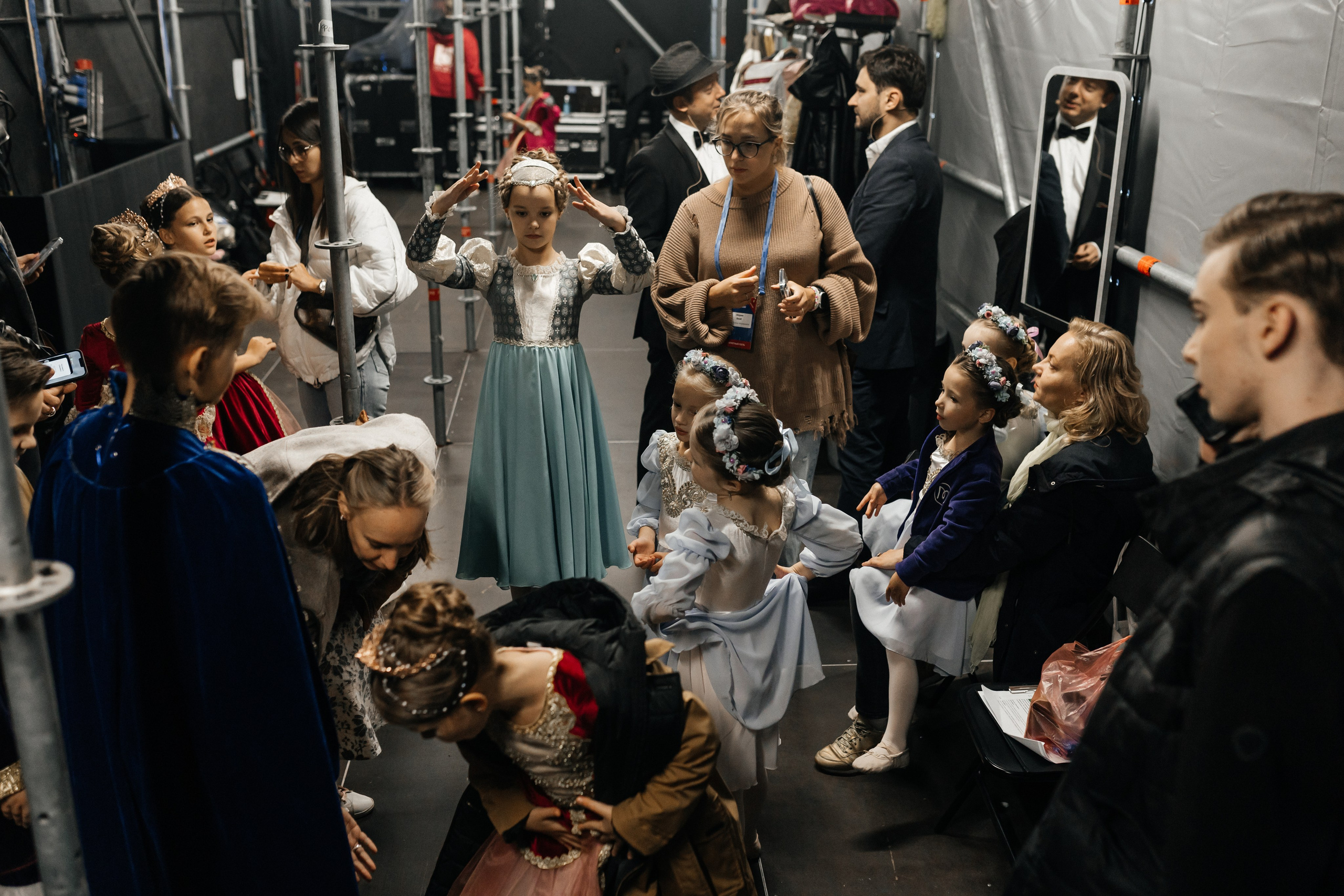 Московский урбанистический форум. Фонд Оксаны Фёдоровой. Ромео и Джульета. Фотограф Наталия Федосова, г. Москва. TG и Instagram @nataliya_raw