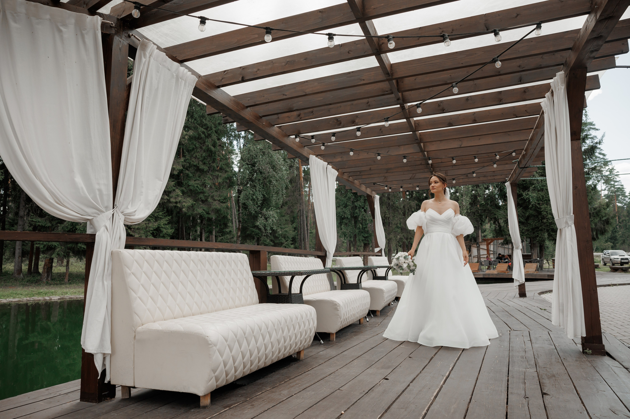 Полина и Дмитрий, загородный клуб «Барин», ЗАГС в г. Пушкино. Свадебный и репортажный фотограф (Москва, Королев и другие)