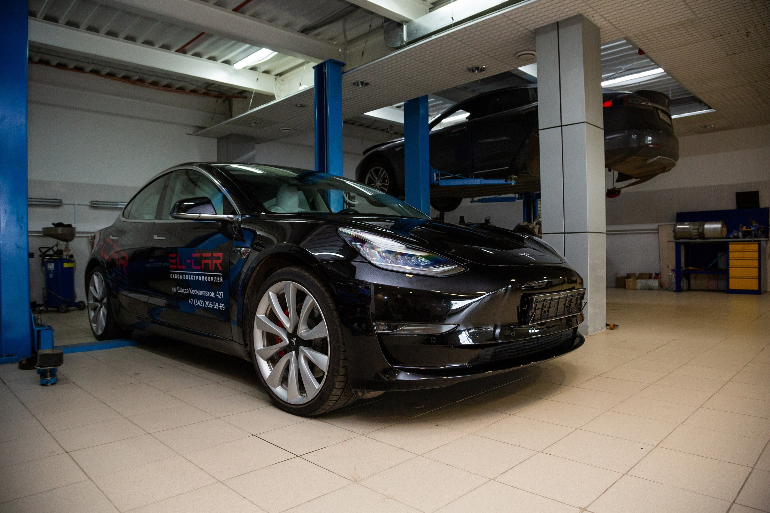 Салон электромобилей El-Car. Свадебный фотограф Пермь Олеся Брагина