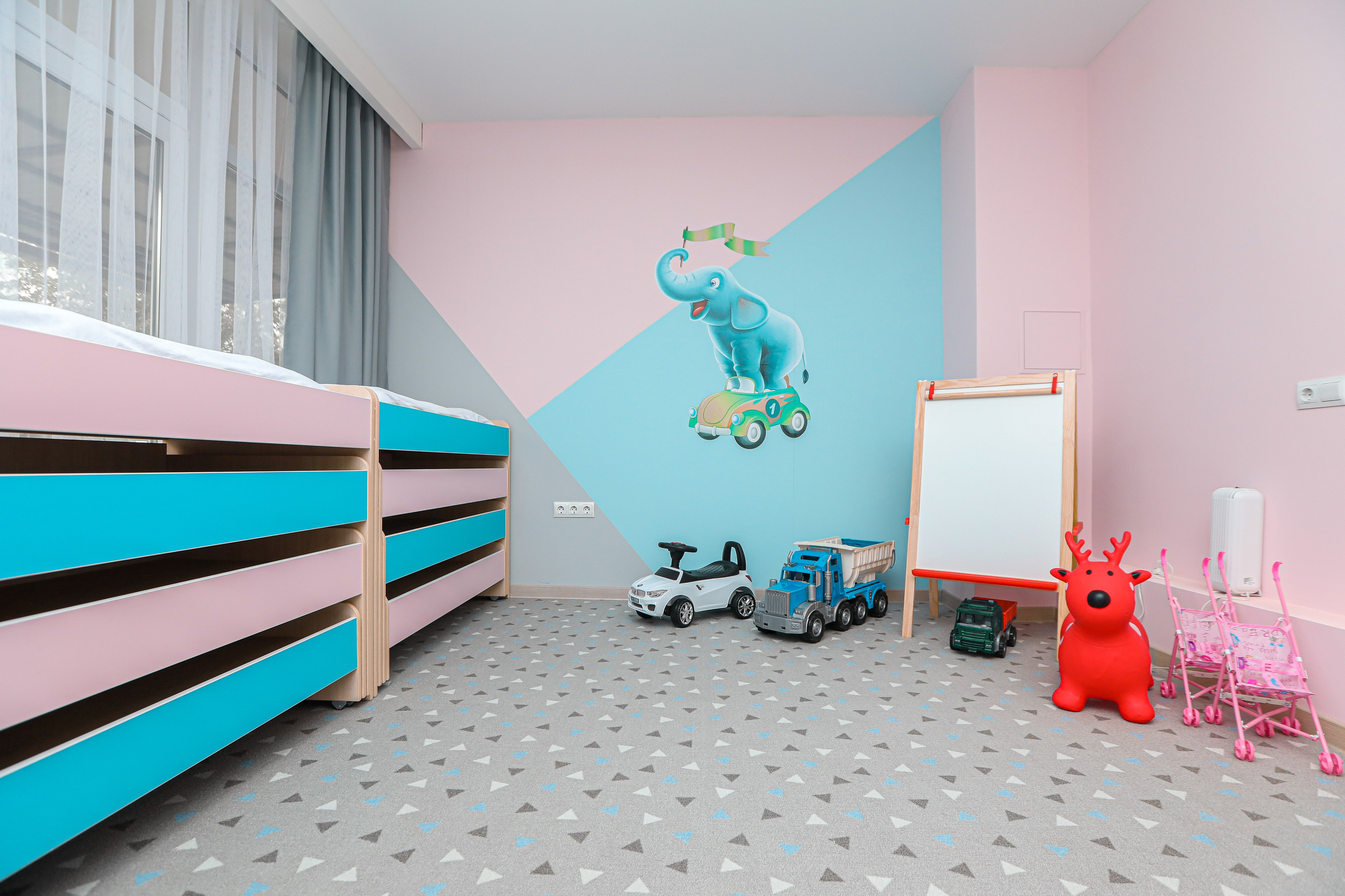 ИНТЕРЬЕРЫ. Photographer Viktoriya Markushina «My world throug»