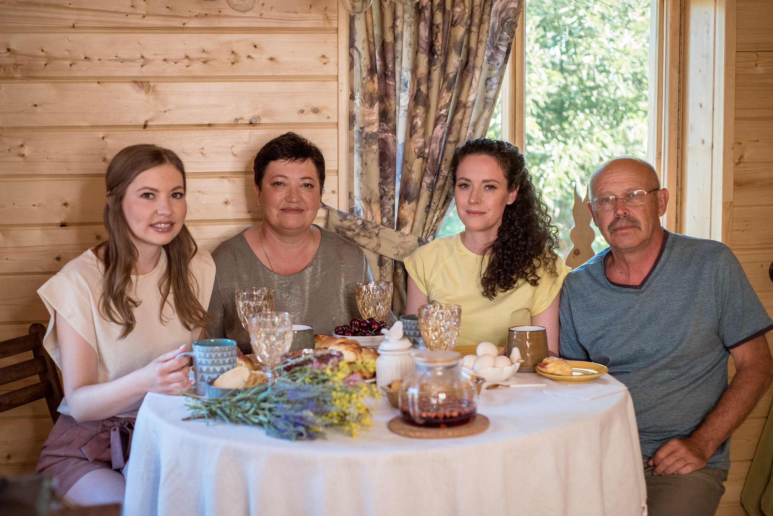 Семейная фотосесия_загородный домик_Ирина (цветокор). Детский и семейный фотограф Краснодар / Сочи Сергеева Олеся