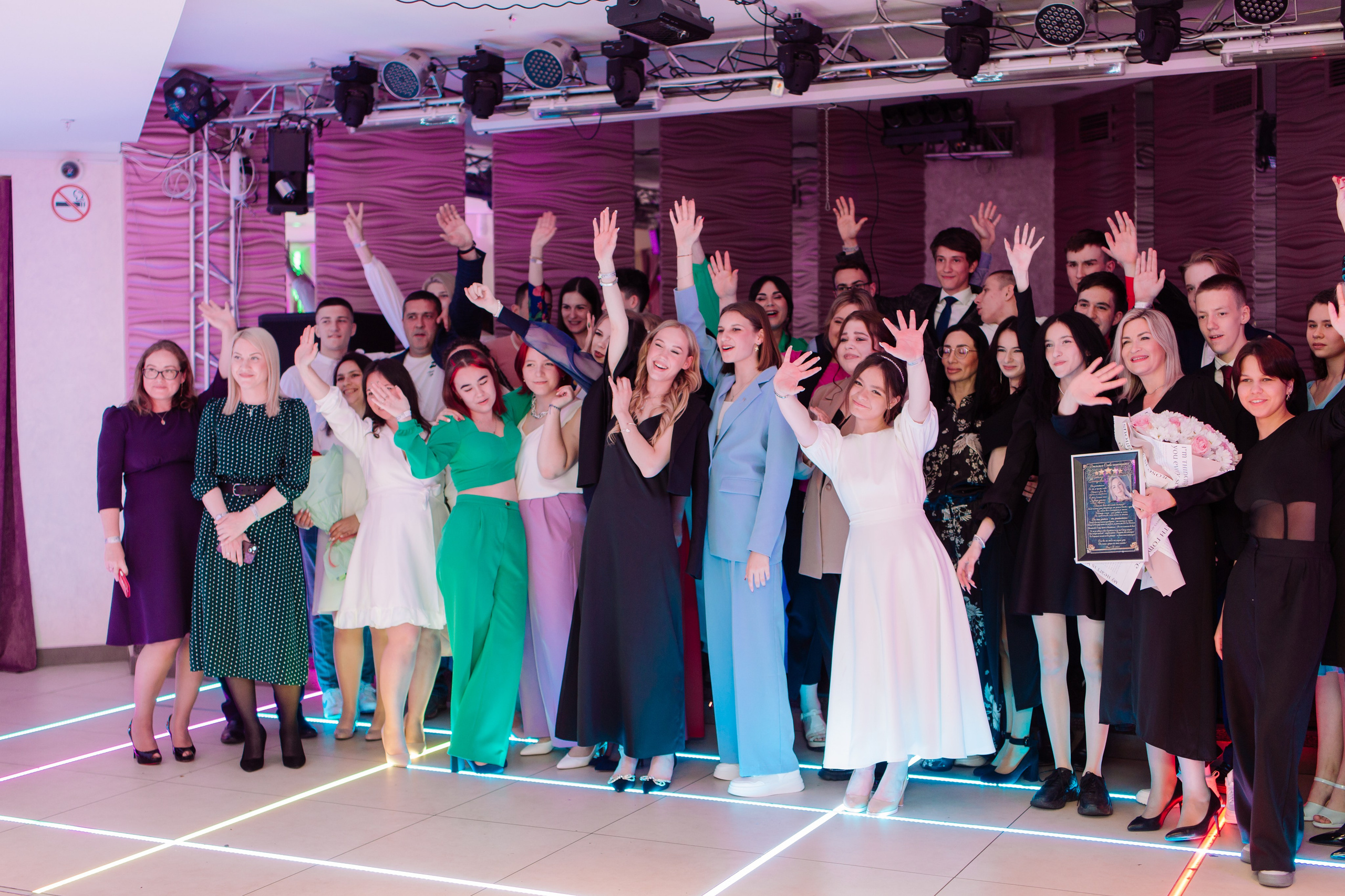 Выпускные старшая школа. Фотограф Южно-Сахалинск