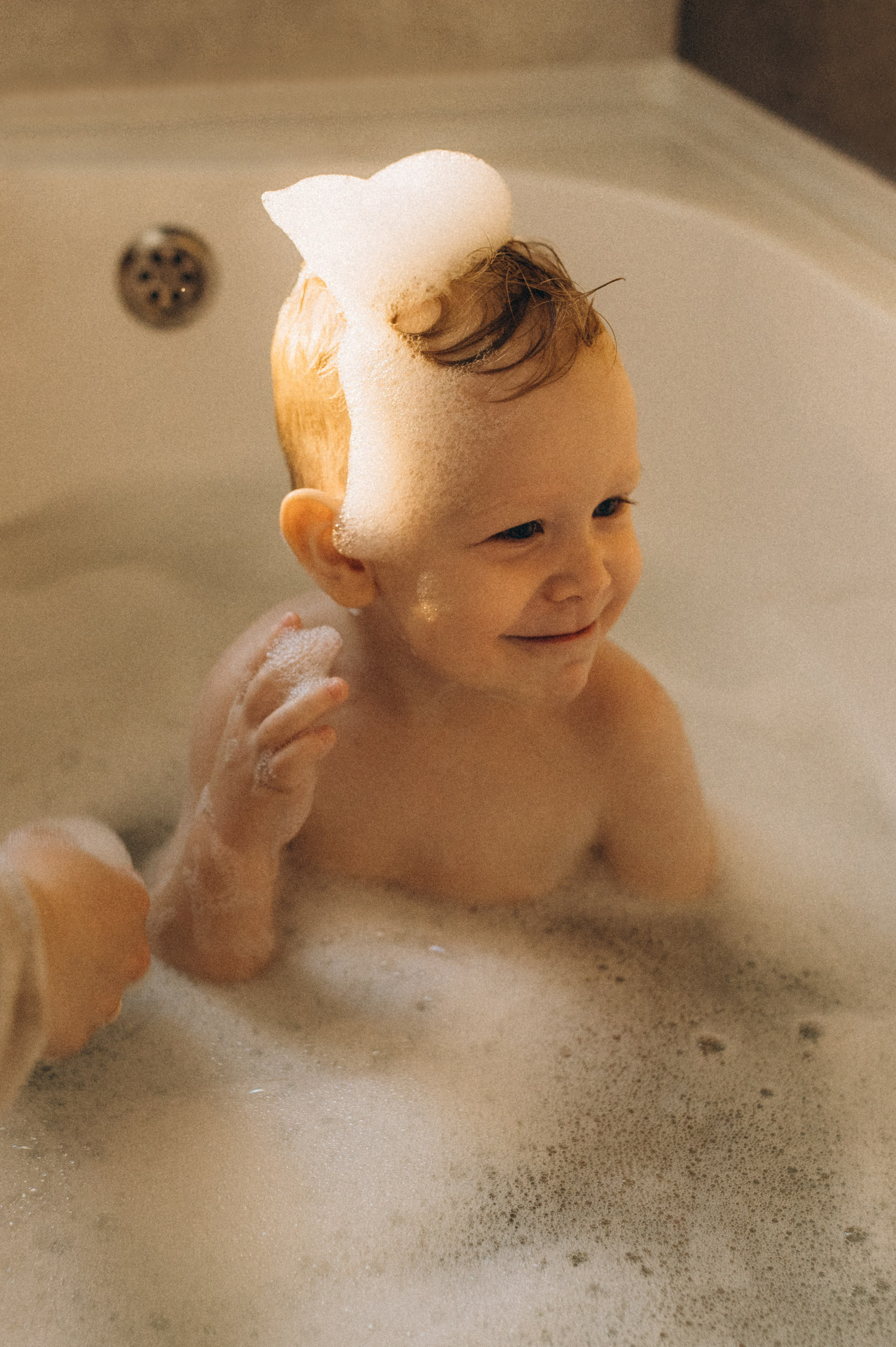 Съемка купания ребенка. Семейный фотограф в Новосибирске Женя Индрикова