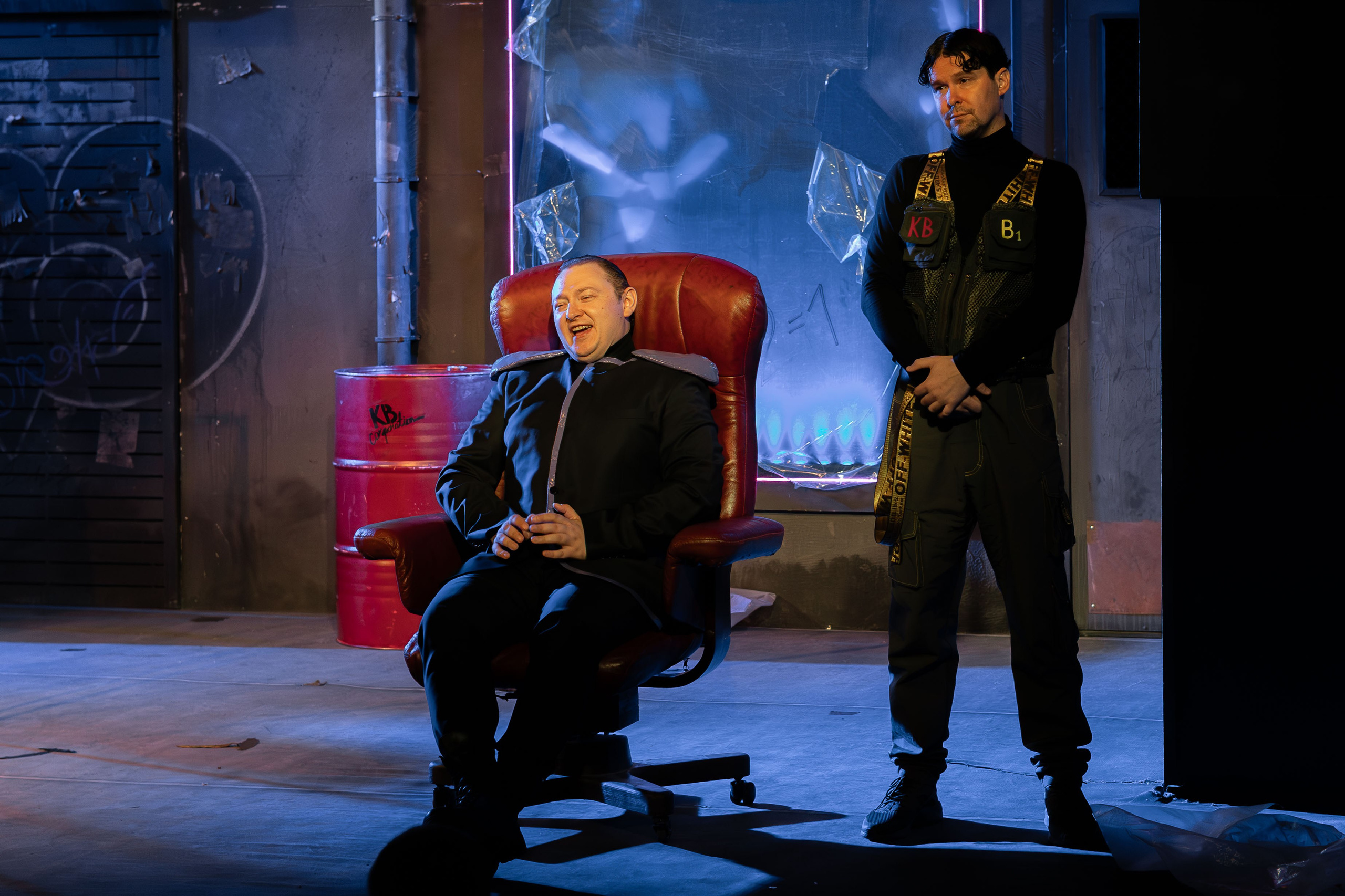 Театр Юного Зрителя «Буратино 2087». Кадр Плюс — Фотография с характером «Визуальный продюсер и фотограф Марк Файзулин»