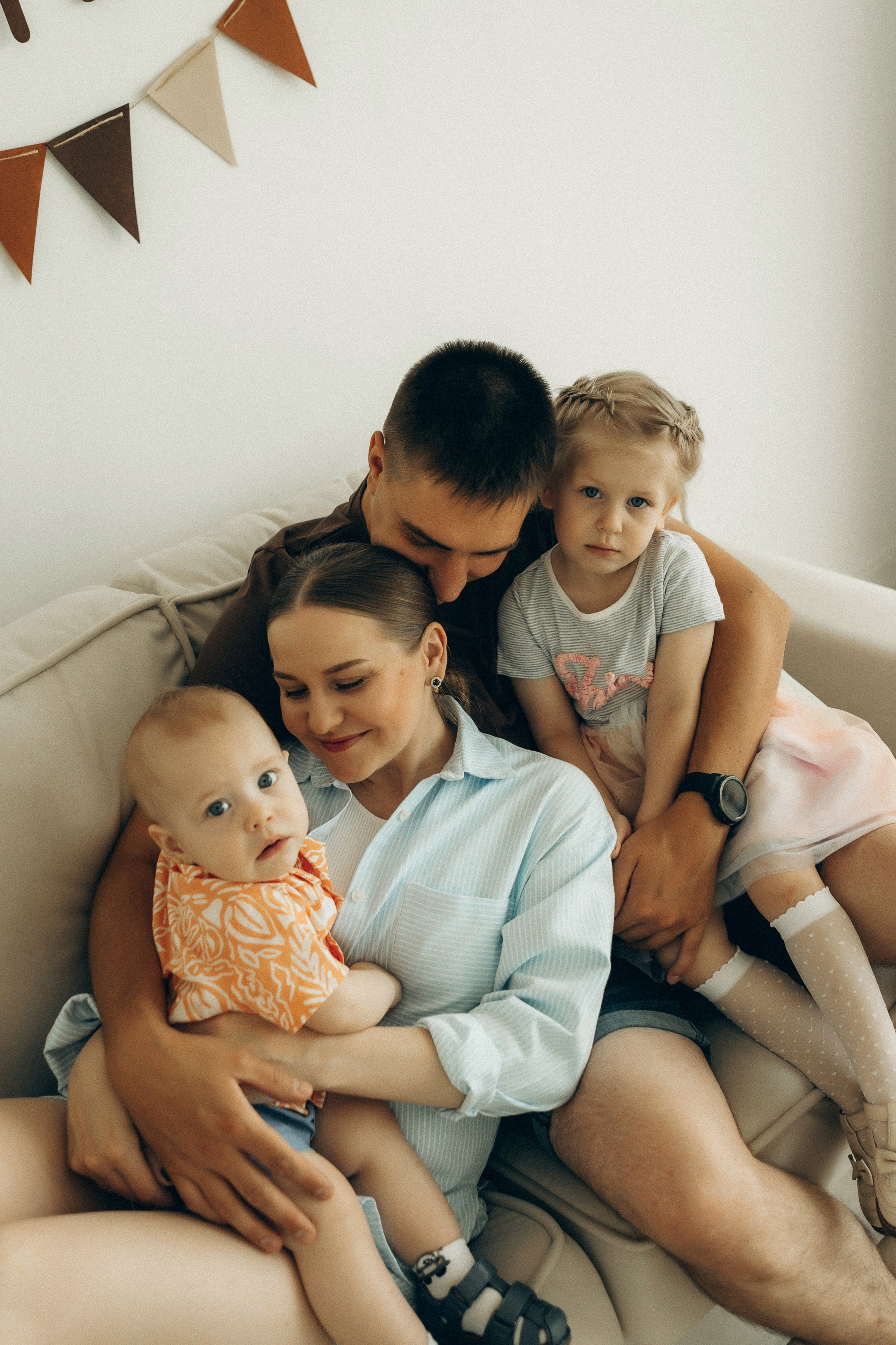 Оля, Кирилл, Каролина и Дима. Семейный фотограф и детский фотограф в Волгограде Алеся Бутакова — дет