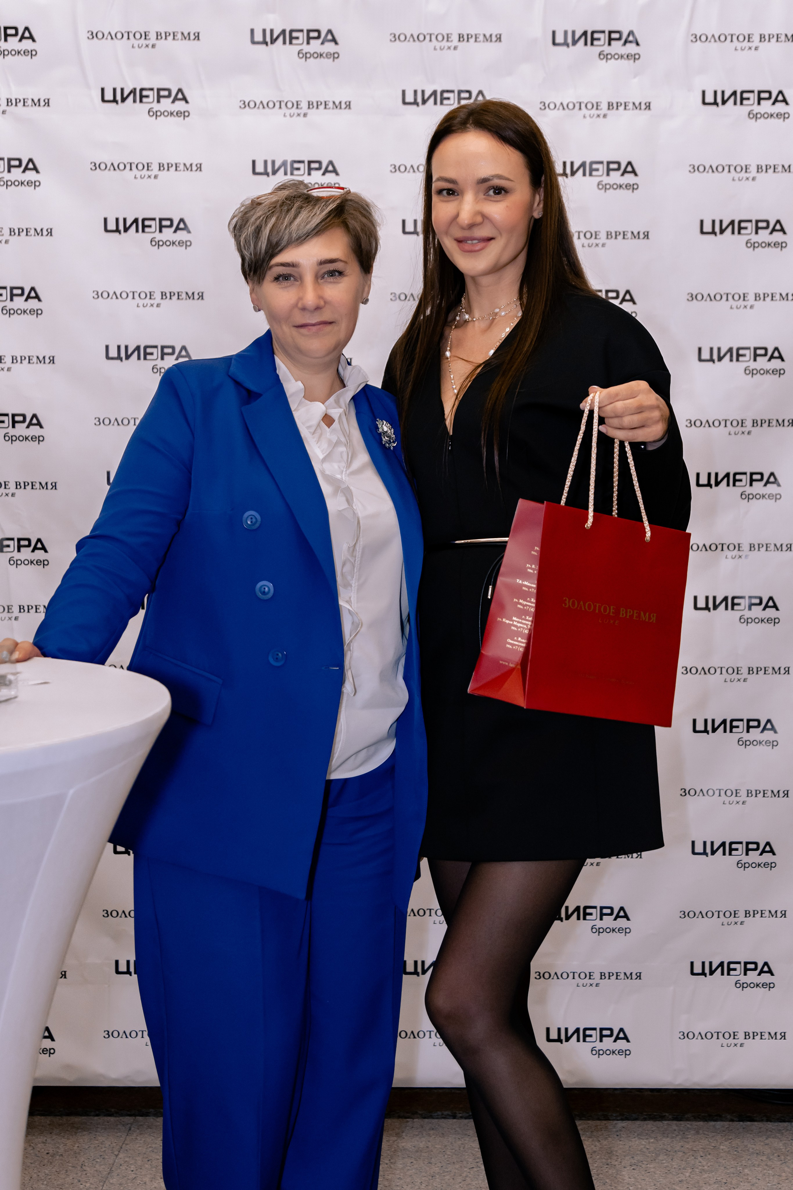 ЗОЛОТОЕ ВРЕМЯ LUXE. МЕДИА-РЕСУРС ХАБАРОВСК / Фотоотчеты / Репортажи / События