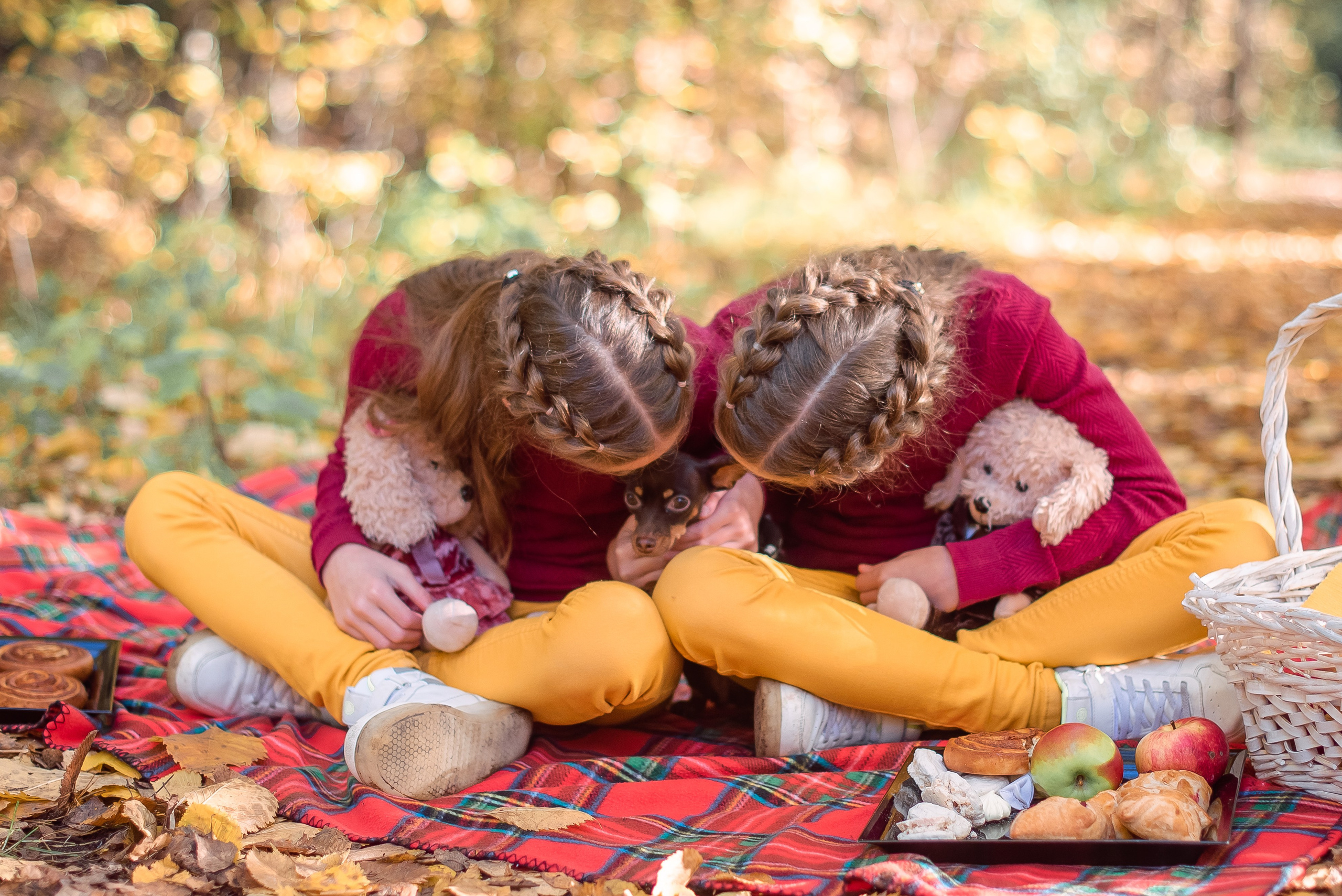 Осенняя прогулка семьи Андрея и Марины. Свадебный и семейный фотограф в Москве Юлия Винник