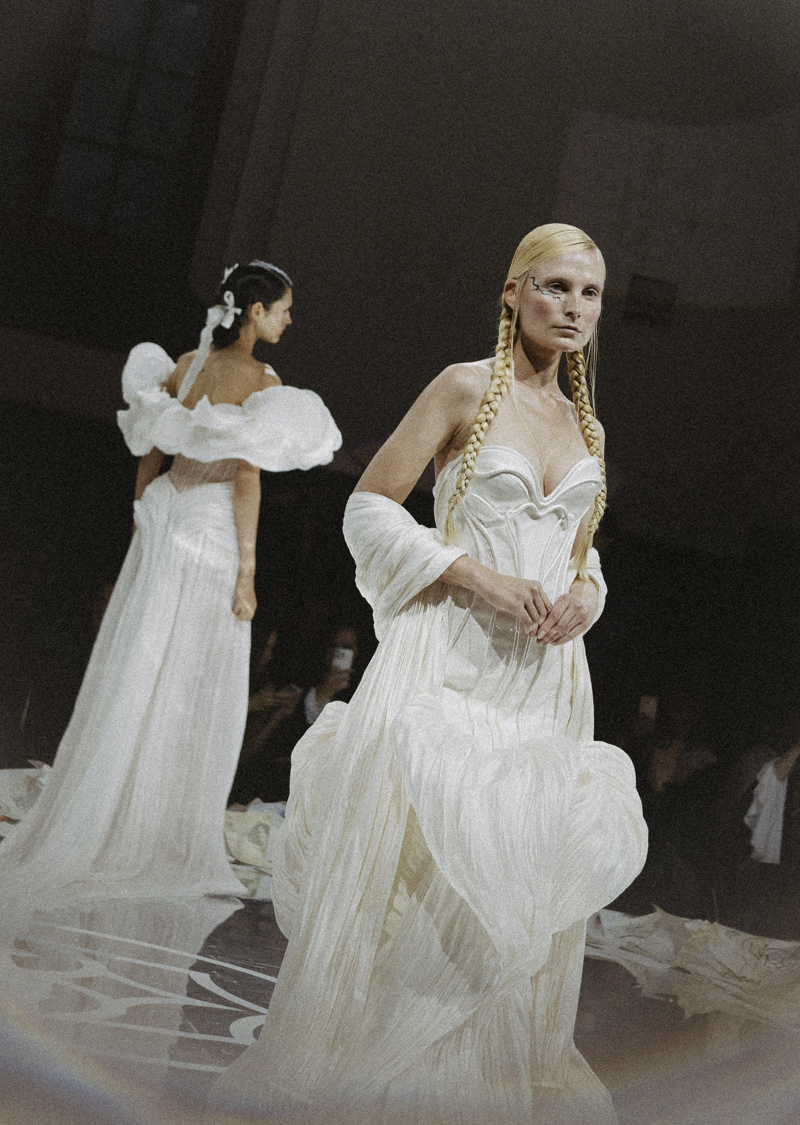 Rara Avis Fashion Show 2026. Fusion Wedding Photographer