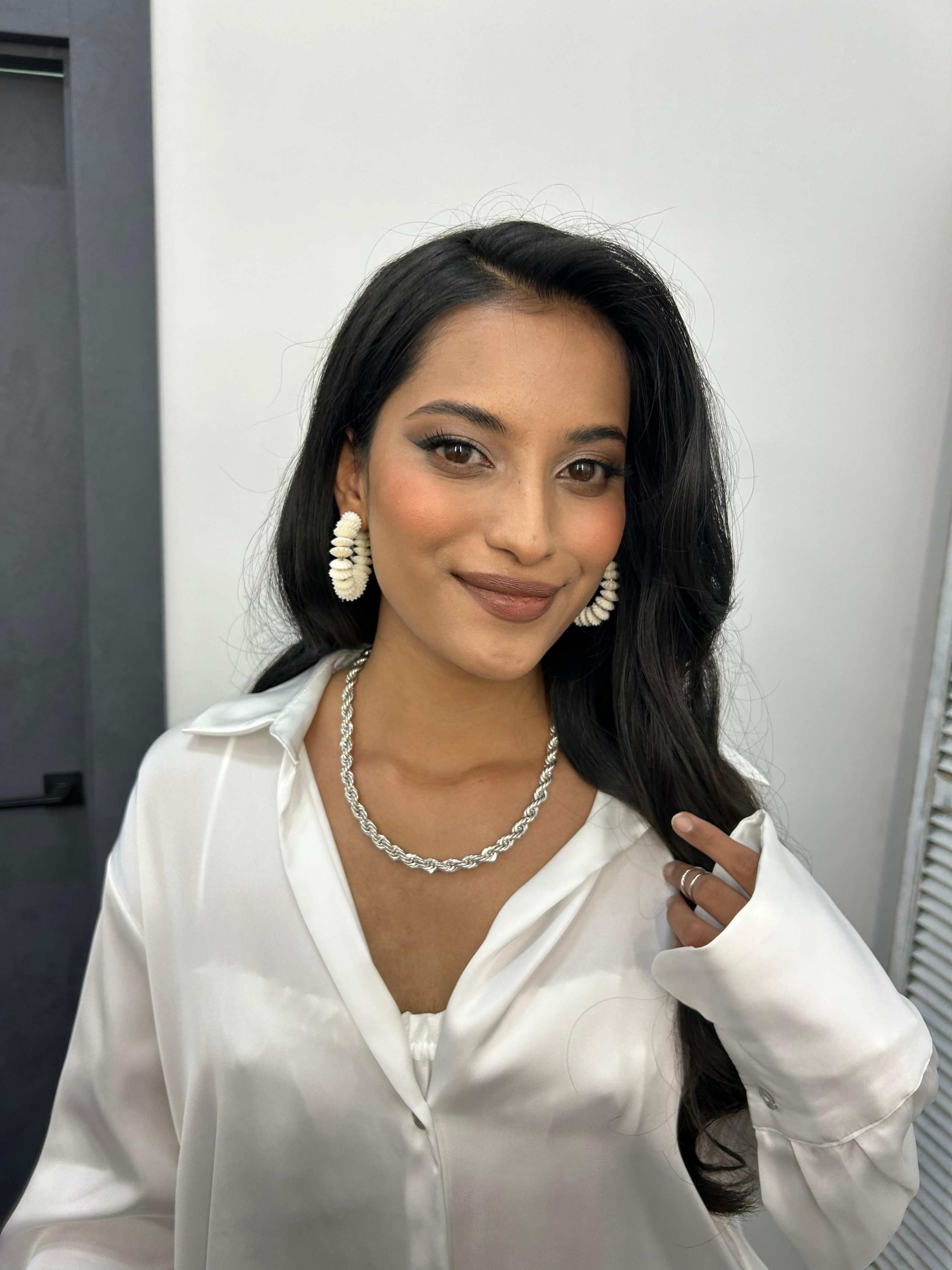 Визажист Алматы. Фотостудия Алматы — 2 Stula.Studio | Аренда залов