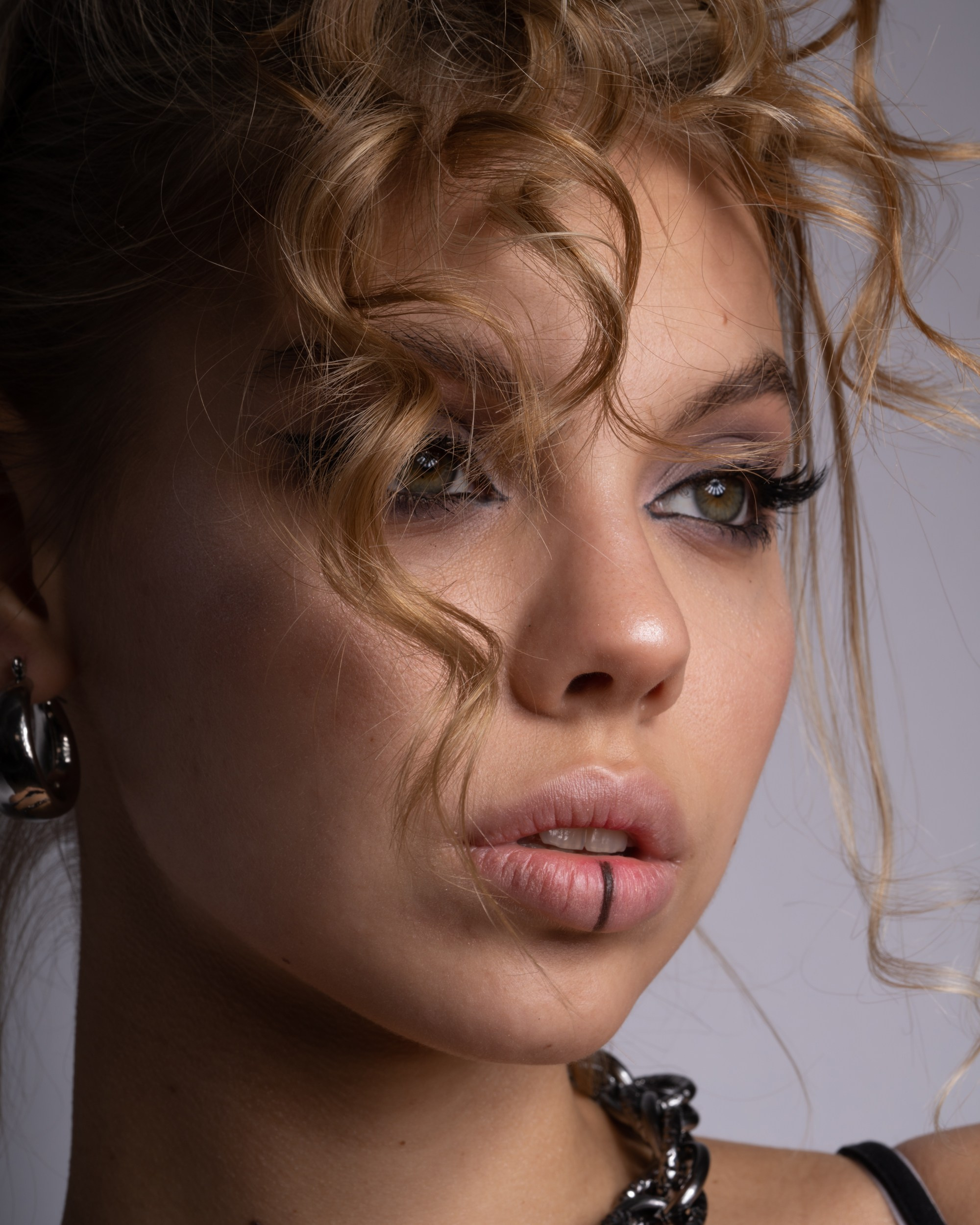 Before/After. Professional photo retouching