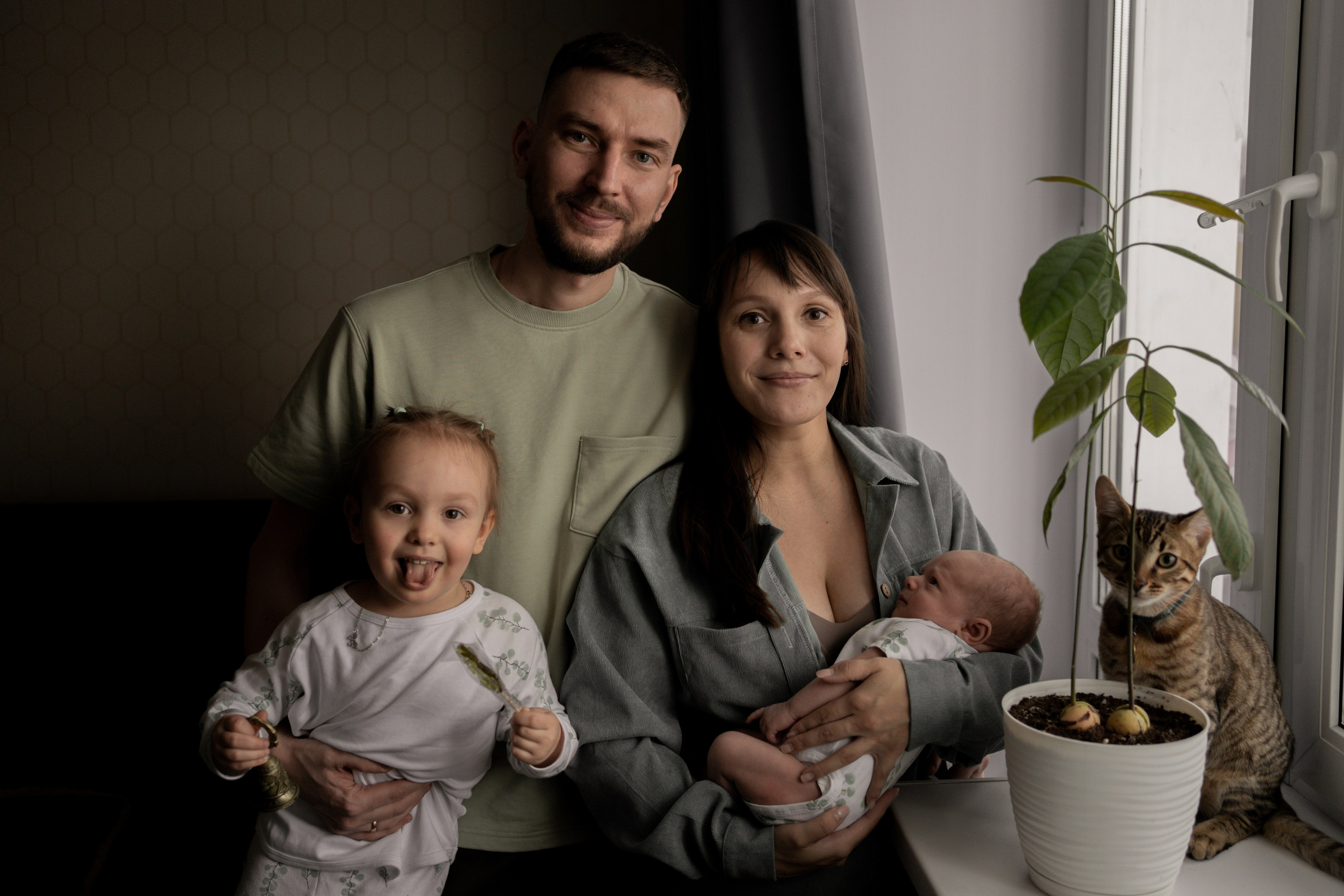 Оля, Коля, Аня, Рита. Фотограф грудного вскармливания в Москве Екатерина