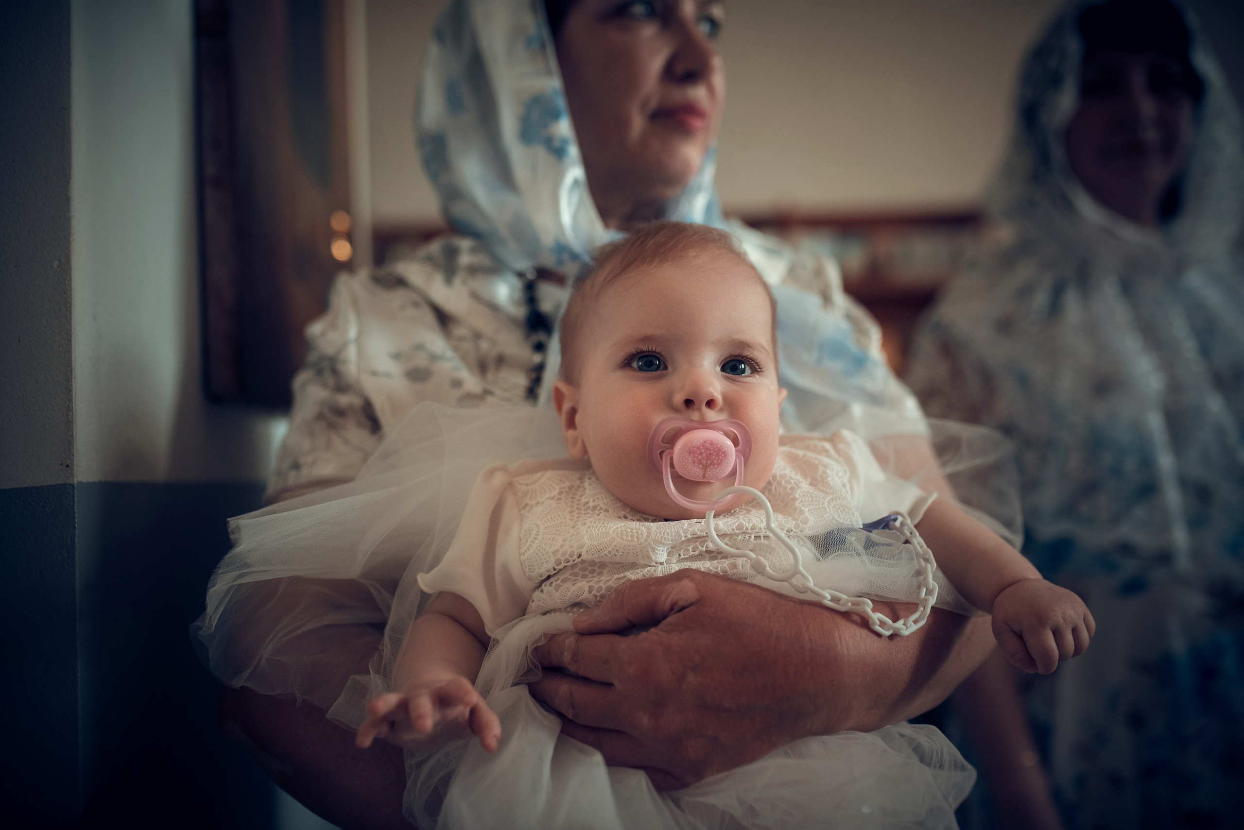 Таинство Крещения Храм Покрова Пресвятой Богородицы — Мервино. Семейный фотограф Олеся Батурина Рязань
