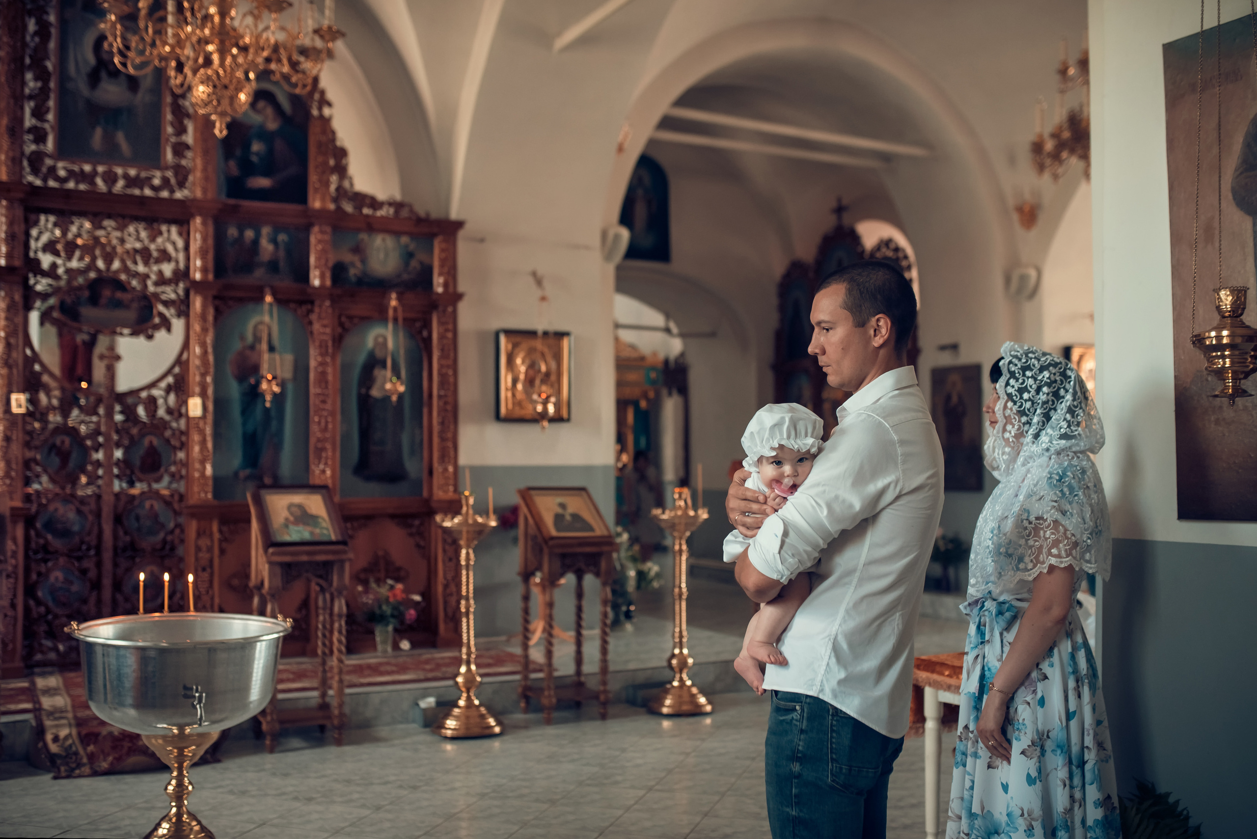 Таинство Крещения Храм Покрова Пресвятой Богородицы — Мервино. Семейный фотограф Олеся Батурина Рязань