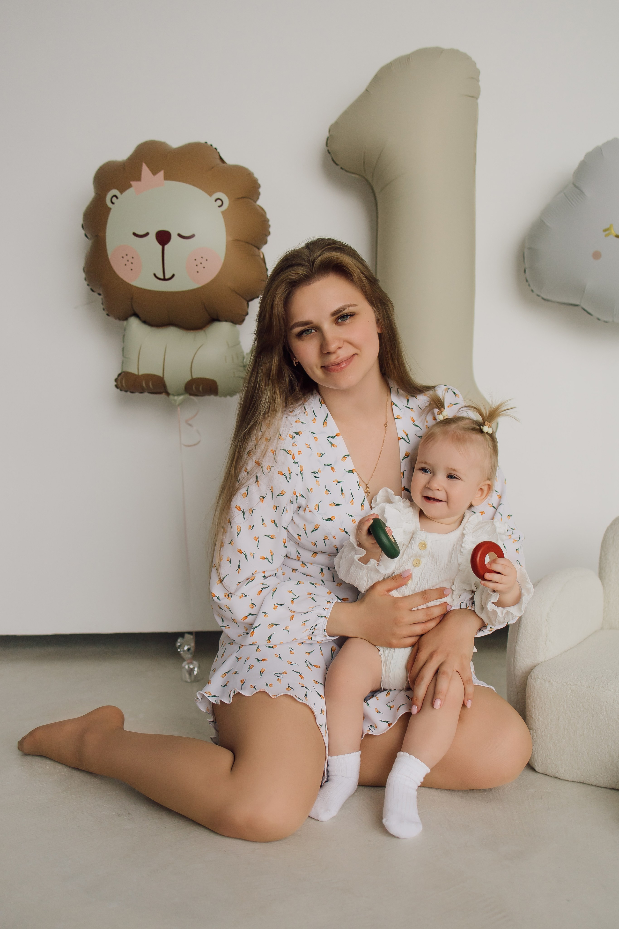 МАлышка Анечка с мамой и папой