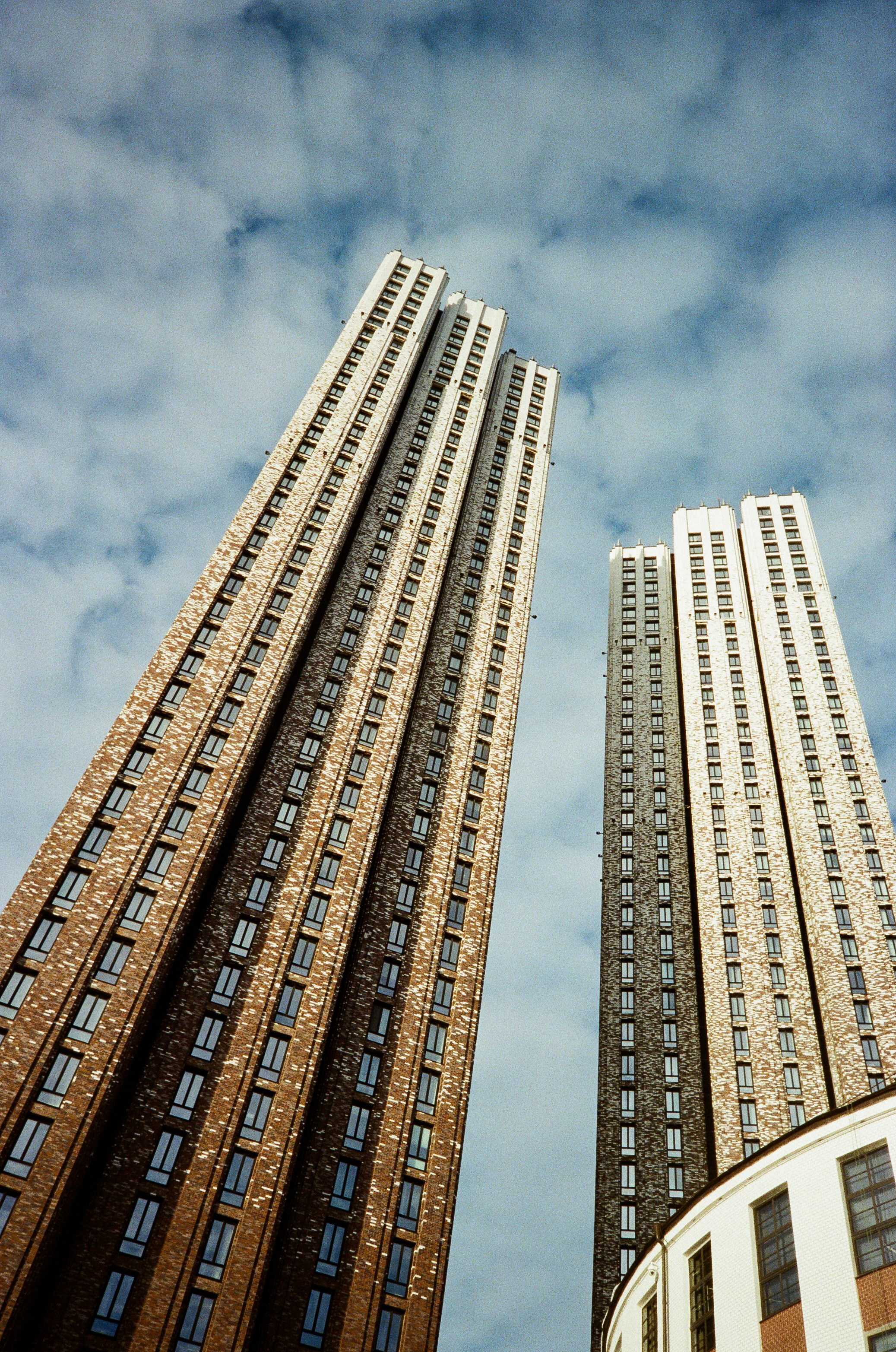 Конструктивное пространство. Зотов центр и квартал «Пресня-сити». Фотограф-документалист Мария Осокина