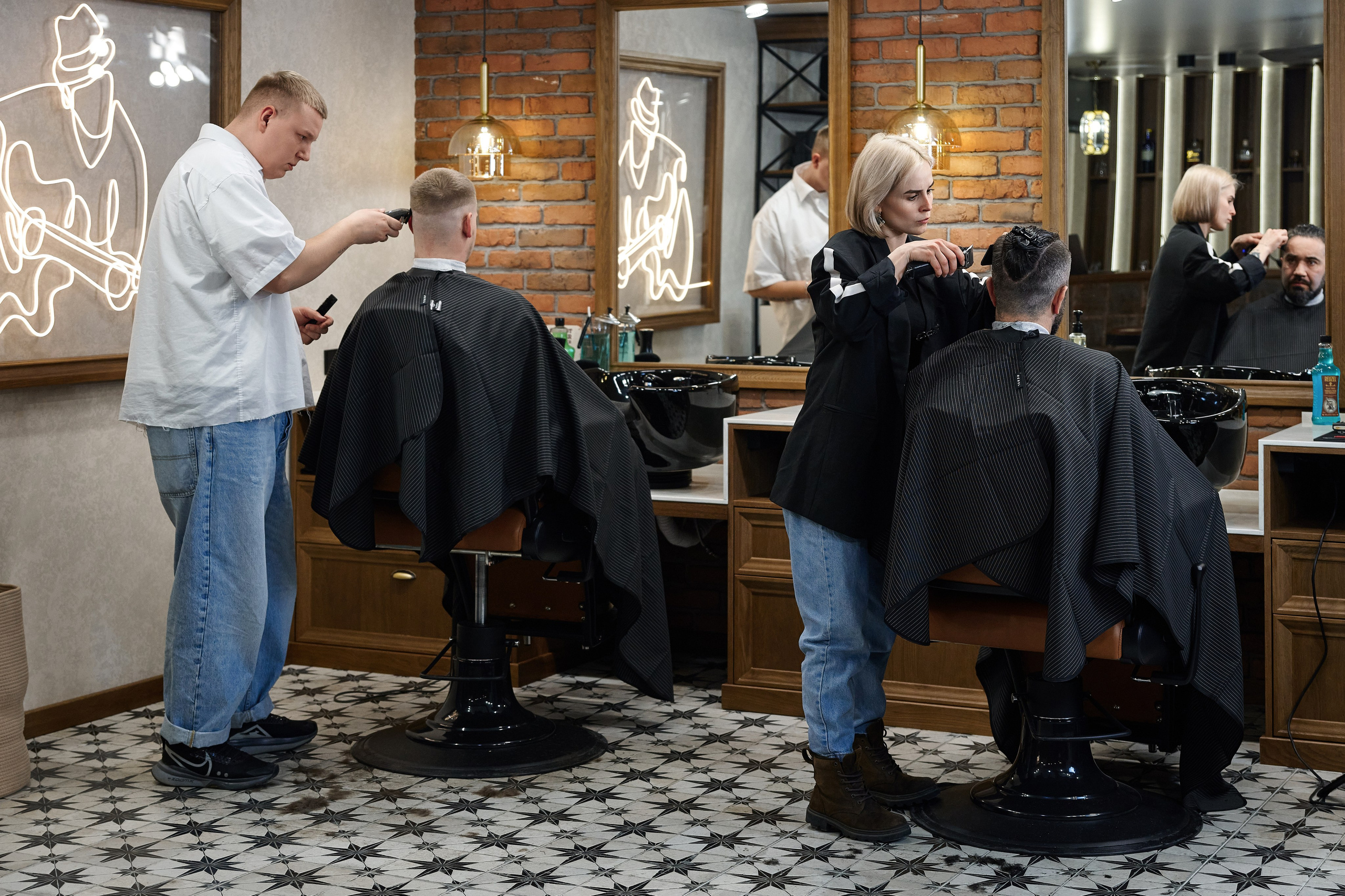 Центр — мужская парикмахерская. Фотограф Опыт Качество Скорость Горный Алтай Барнаул