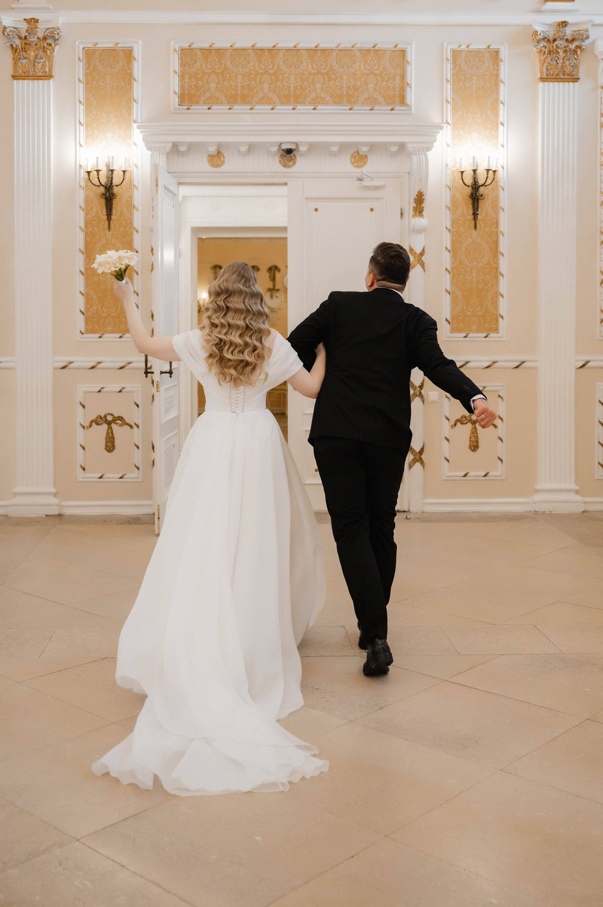 Илья и Ольга.Кусково. Свадебный фотограф Раменское-Москва