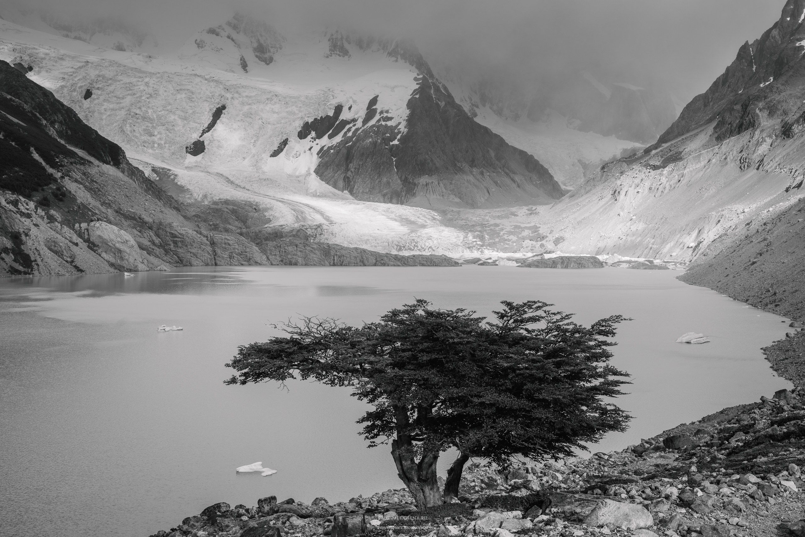 Лагуна Торре. Авторская фотография для интерьеров