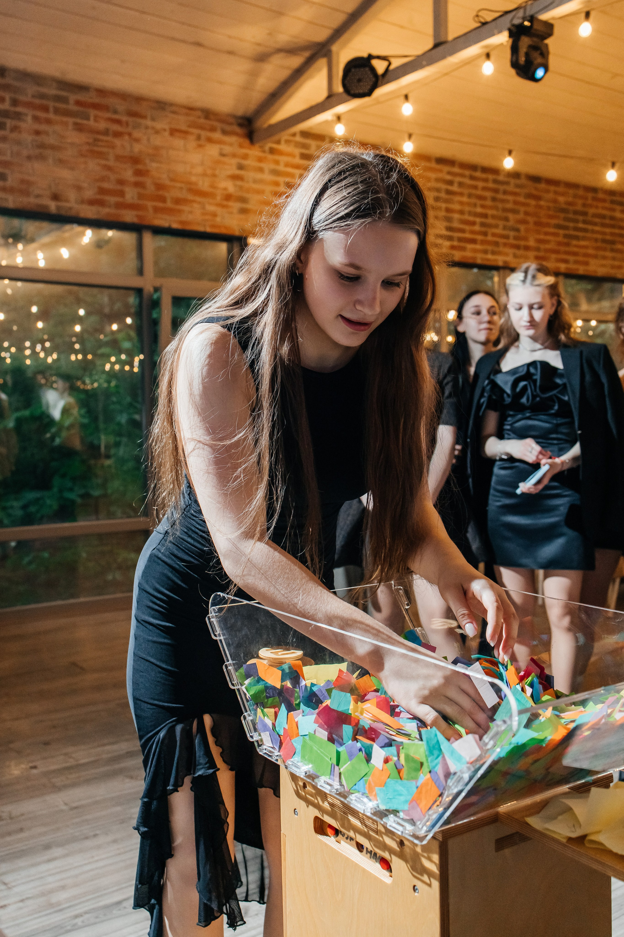 Выпускной 9 класс. Фотограф в Санкт-Петербурге Виктория Безверхая