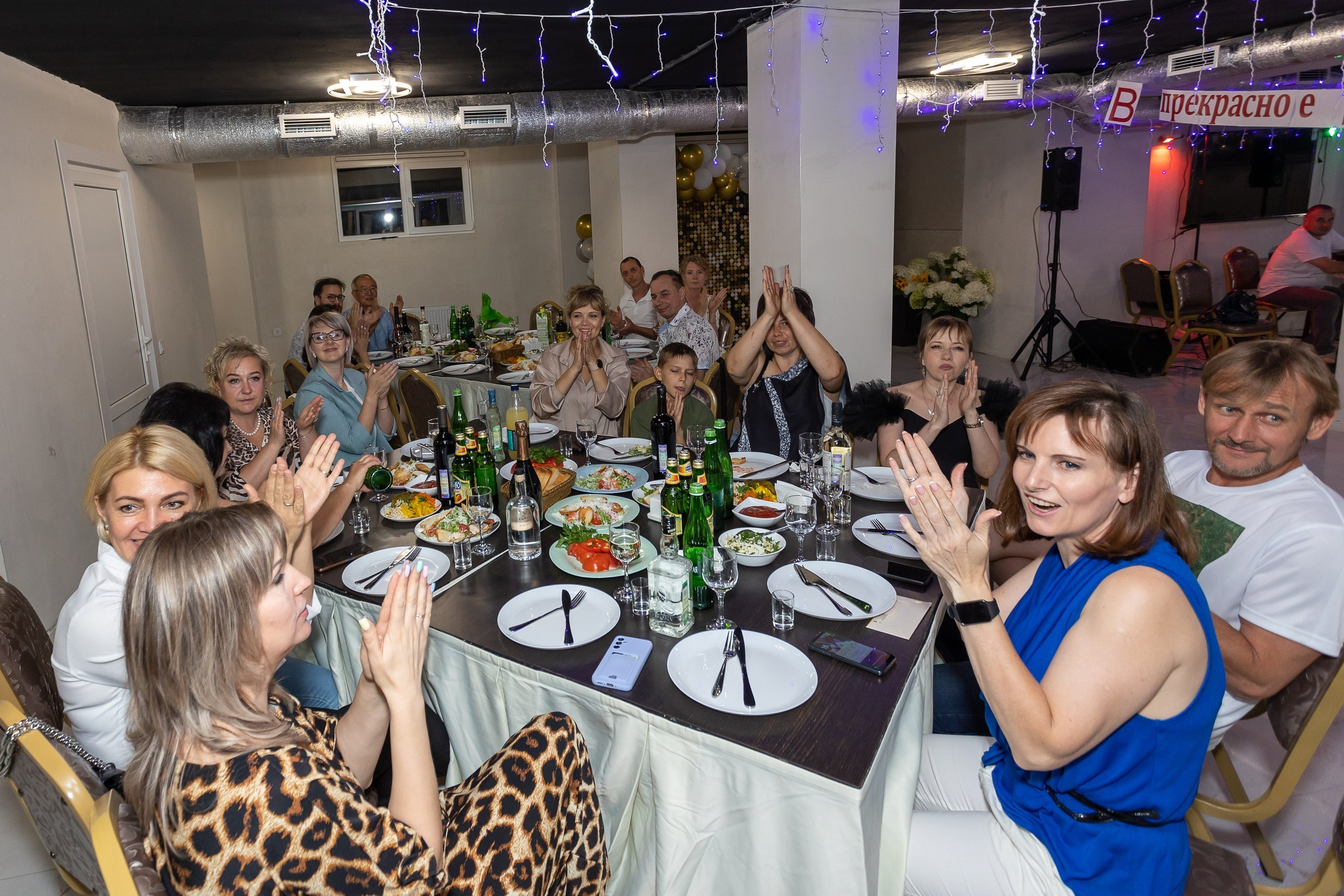 Вручение аттестата и выпускной вечер. Выпускные альбомы Майкоп, Краснодар Елена Золотарева