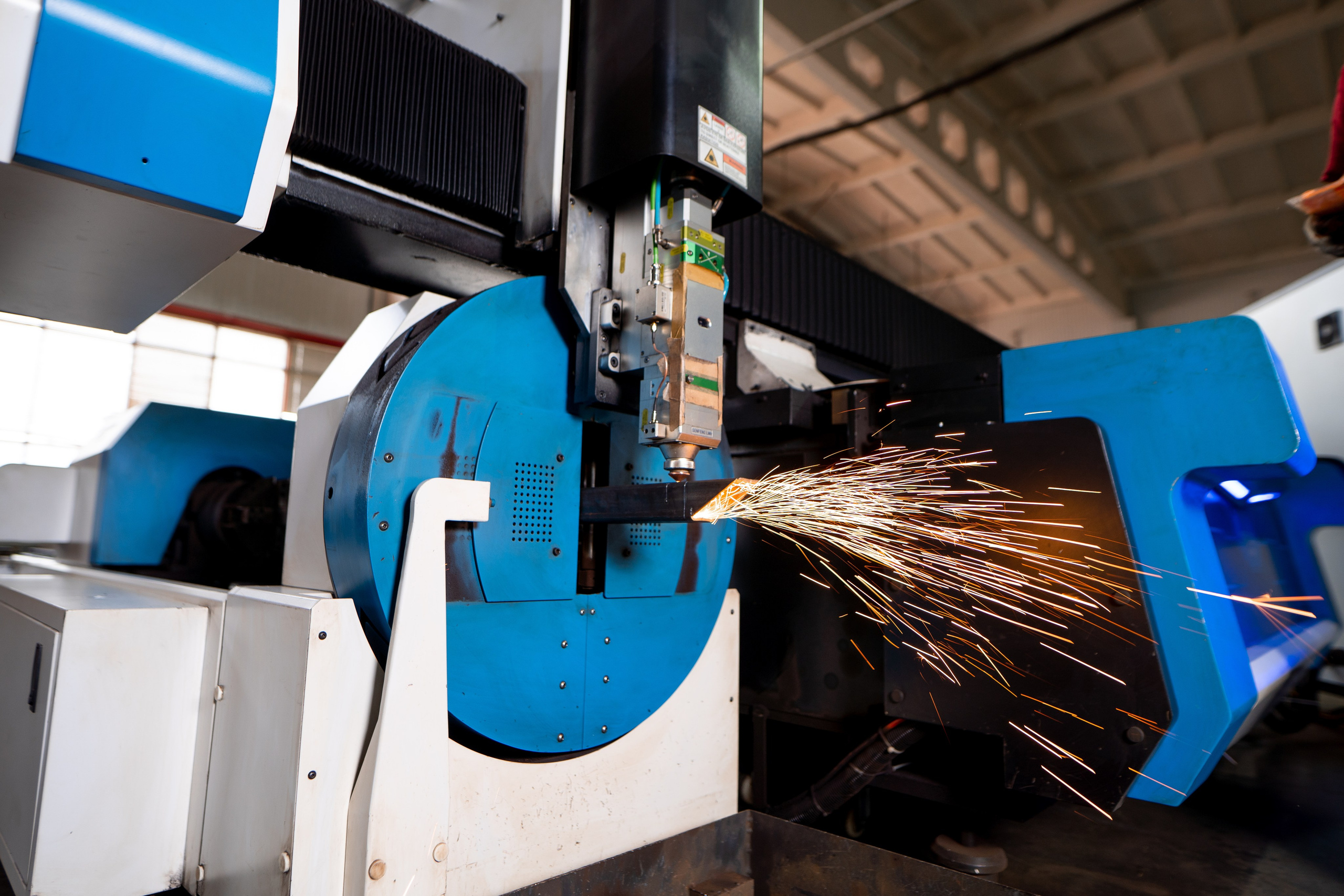 КОММЕРЦИЯ. Никита Аничкин фото и видео оператор из России