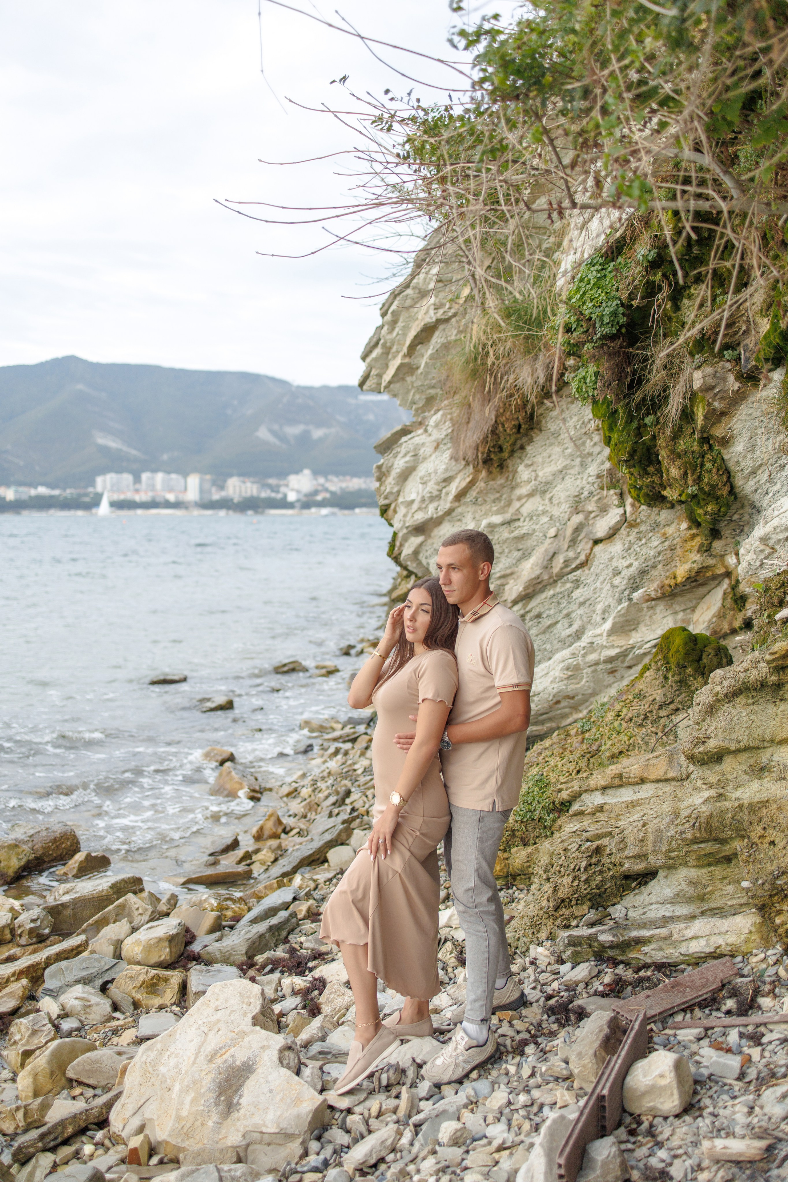 Лавстори пляж Метрополь. Семейный и портретный фотограф в Геленджике Любовь Бодрова