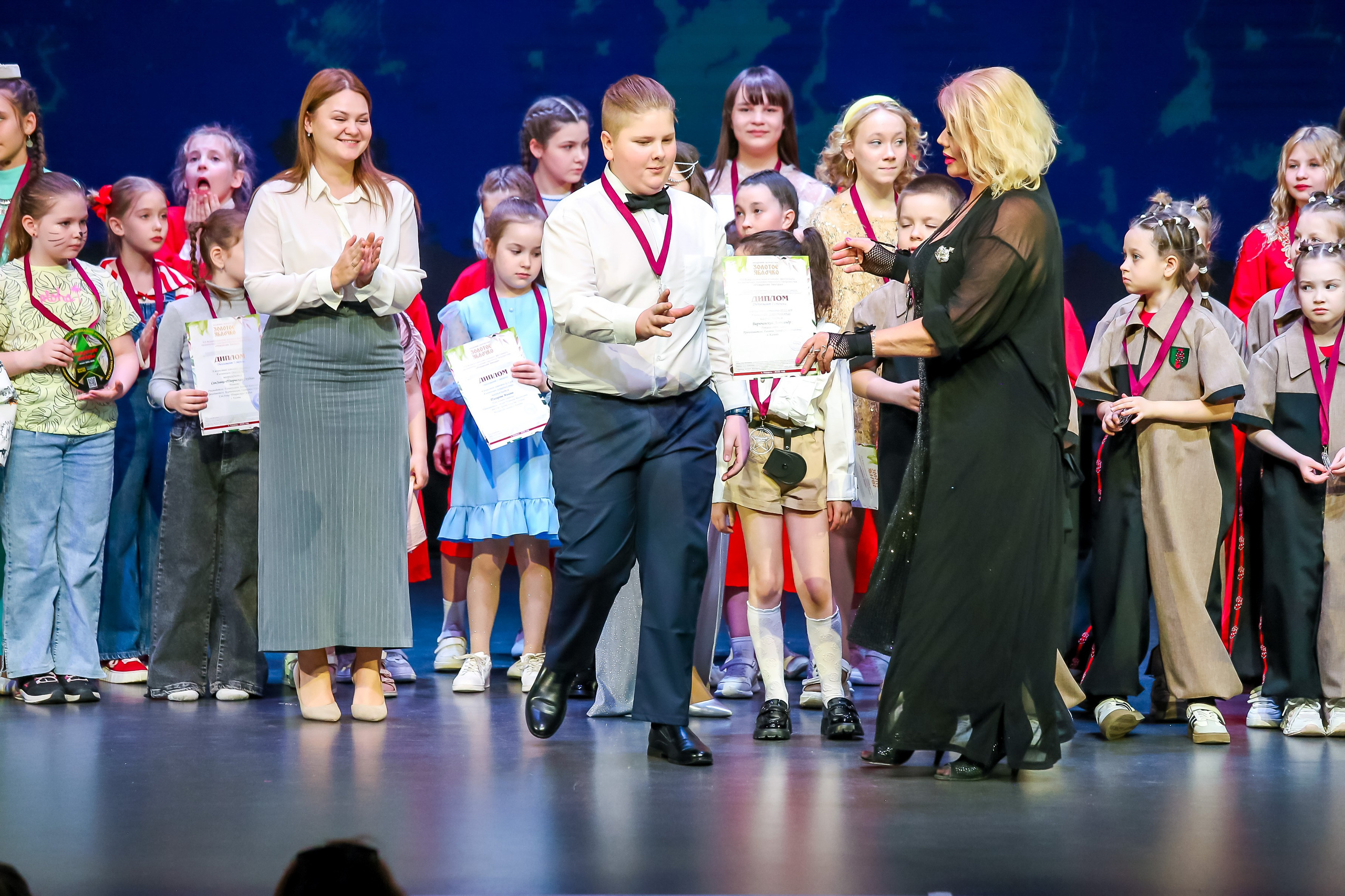 19 апреля, г. Казань. Золотое яблочко