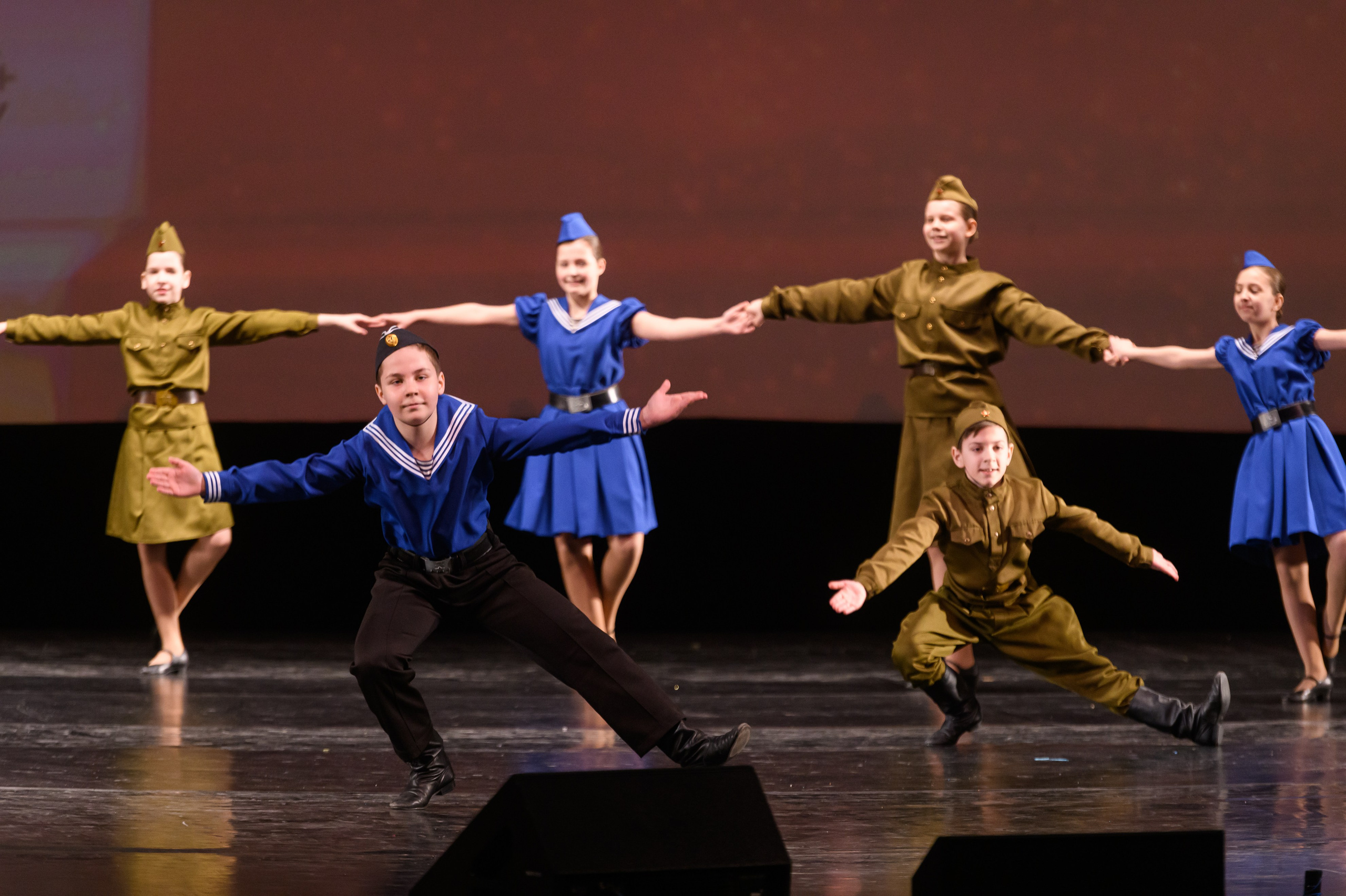 23 апреля, часть 1, БКЗ Октябрьский, г. Санкт-Петербург. Золотое яблочко