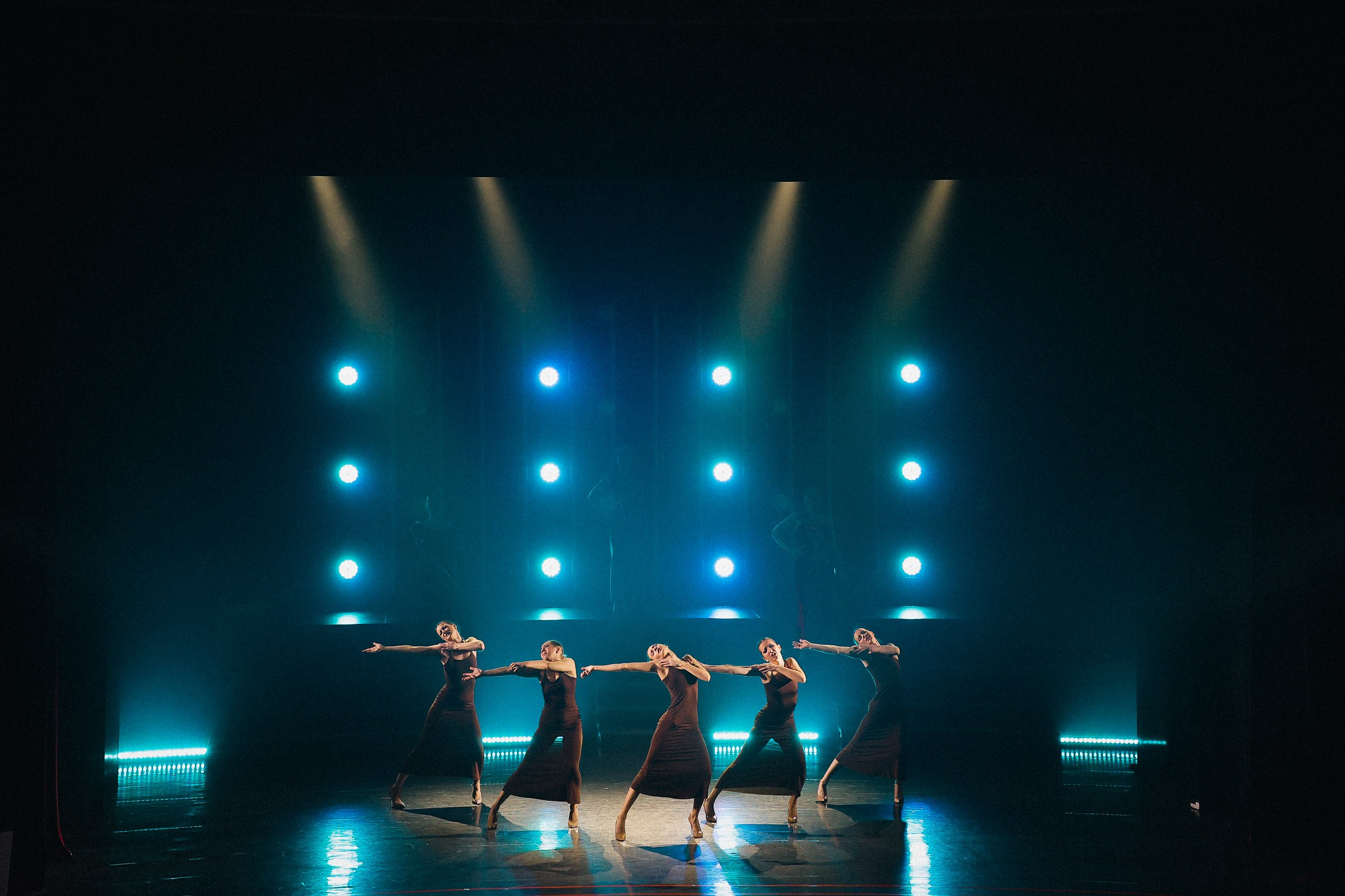 /РЕПОРТАЖ/ Танцевальное Шоу «ОНА». Свадебный фотограф Великий Новгород Станислав Кособудский