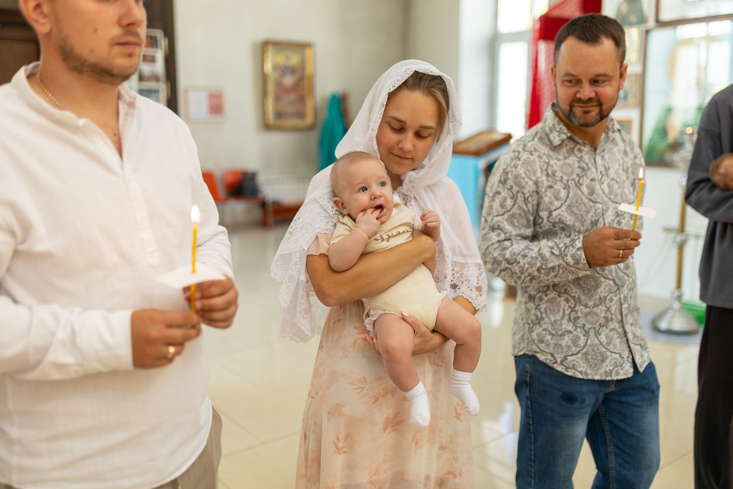 Крещение Артёма (все фото с таинсвта крещения). Фотограф новорожденных. Детский и семейный фотограф Марьяна Юдина