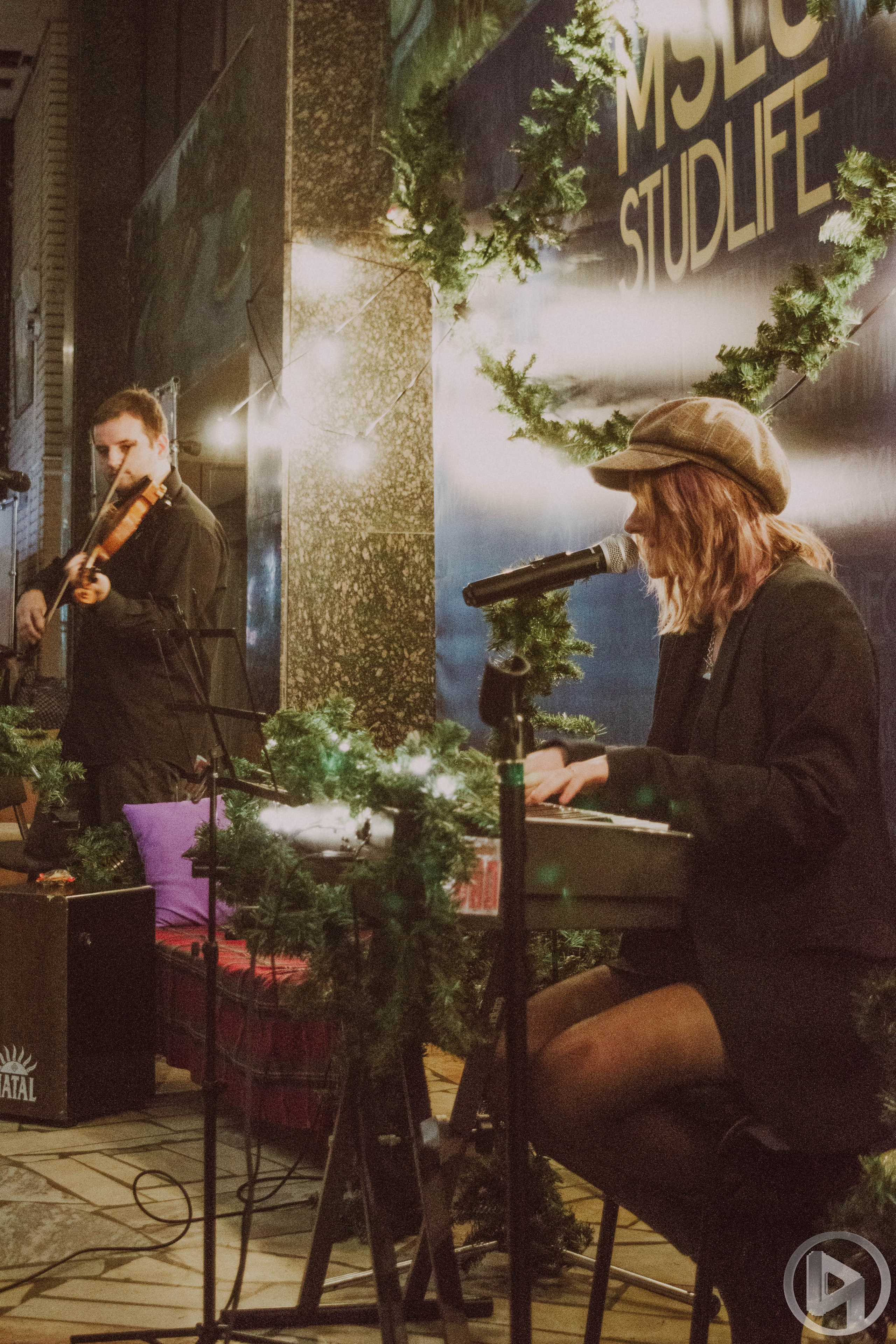 Квартирник MSLU STUDLIFE. Фотограф Анастасия Лощакова в Москве