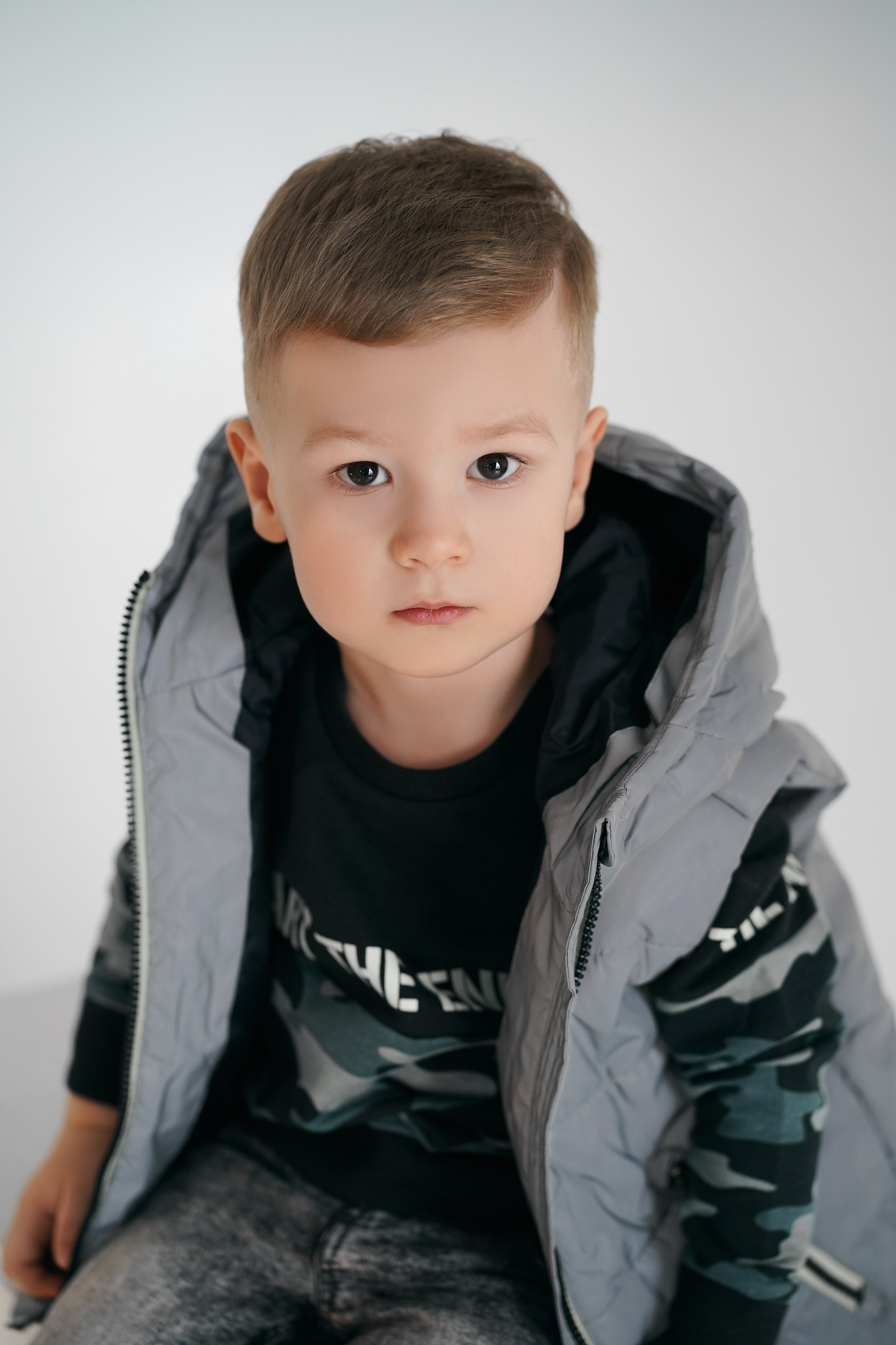 Фотопроект «Модные детки» для журнала FASHIONBOOK. Фотограф в Тюмени Алиса Абрашина