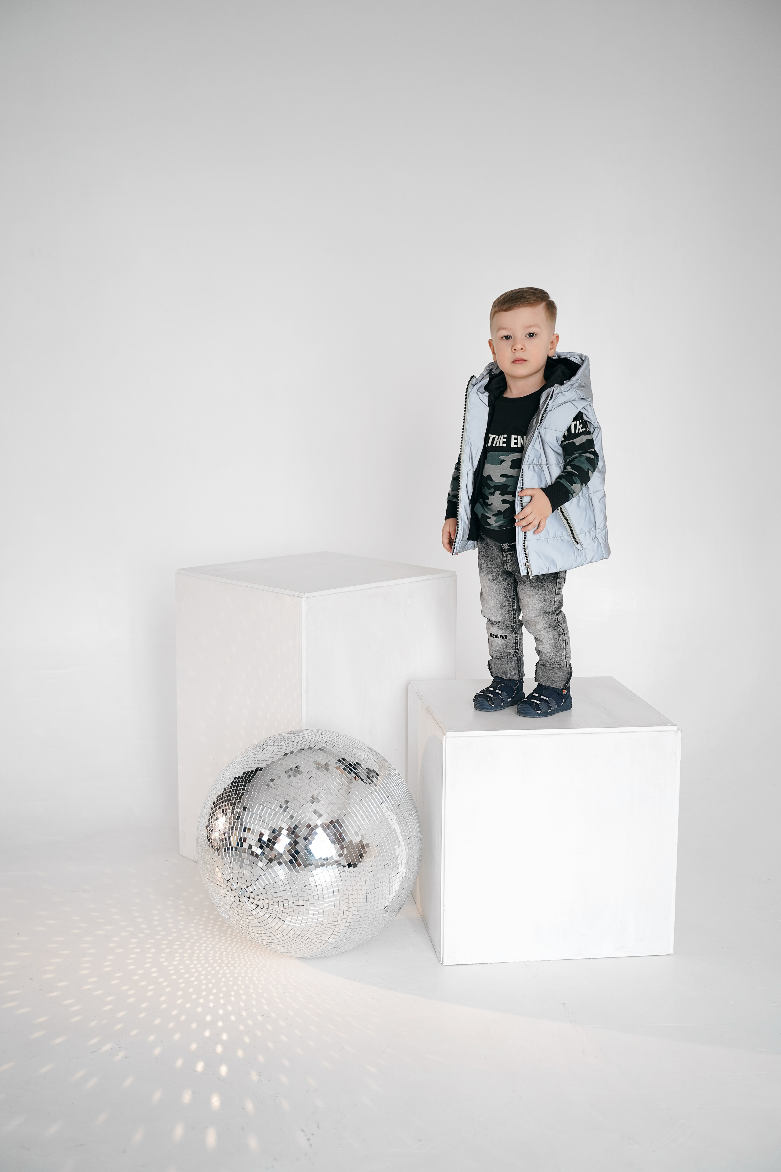 Фотопроект «Модные детки» для журнала FASHIONBOOK. Фотограф в Тюмени Алиса Абрашина