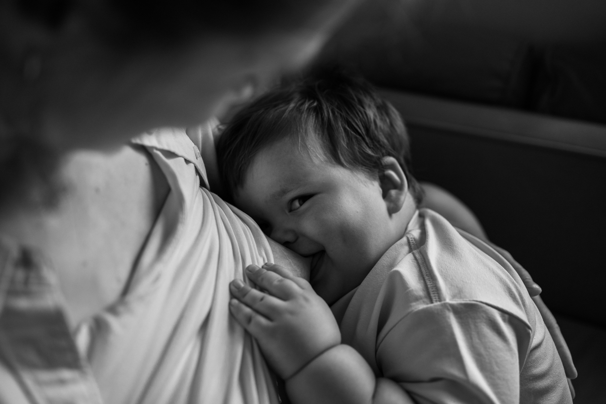 Алина и Дима. Фотограф грудного вскармливания в Москве Екатерина