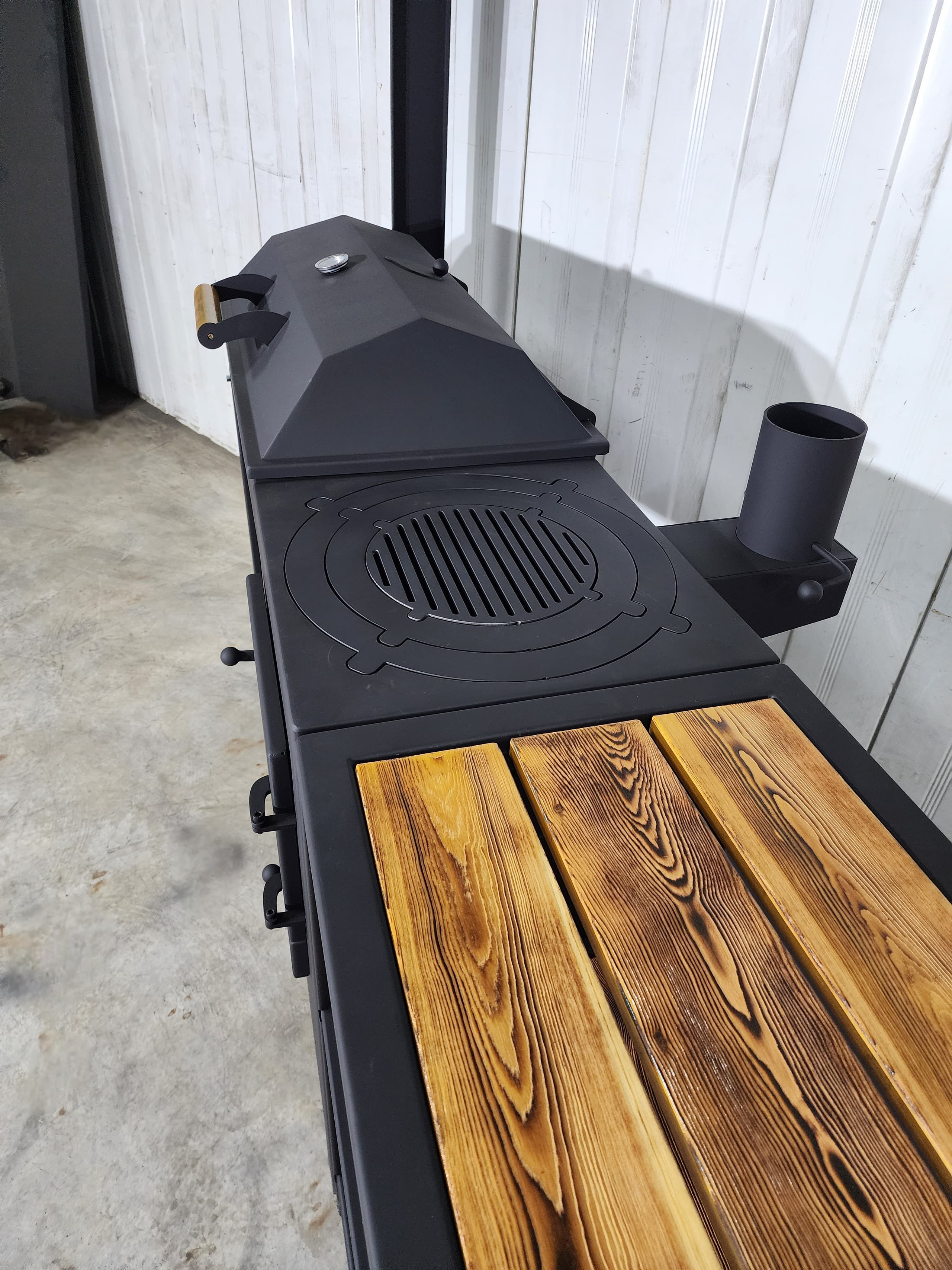 Джета с крышей. Купить / заказать мангал для дома в Краснодаре от производителя «Мангал Мастер»