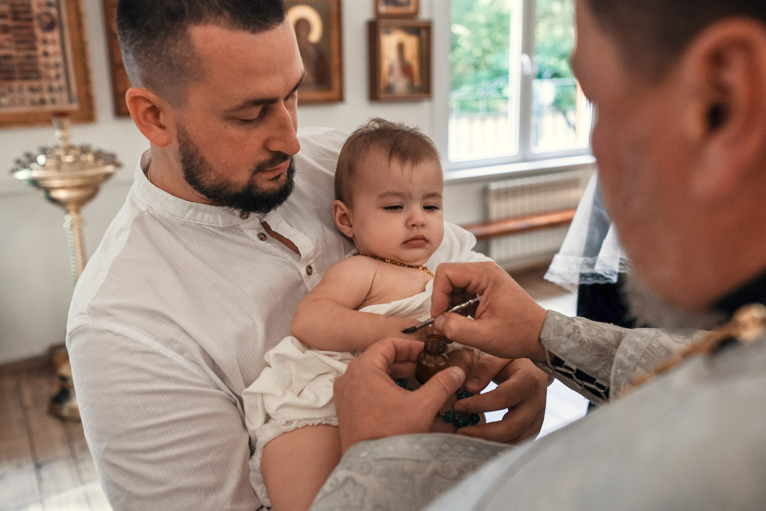 Крещение в Храме Даниила Московского Метрогородке. Профессиональный фотограф в Москве и Мо Мария Шантарёва