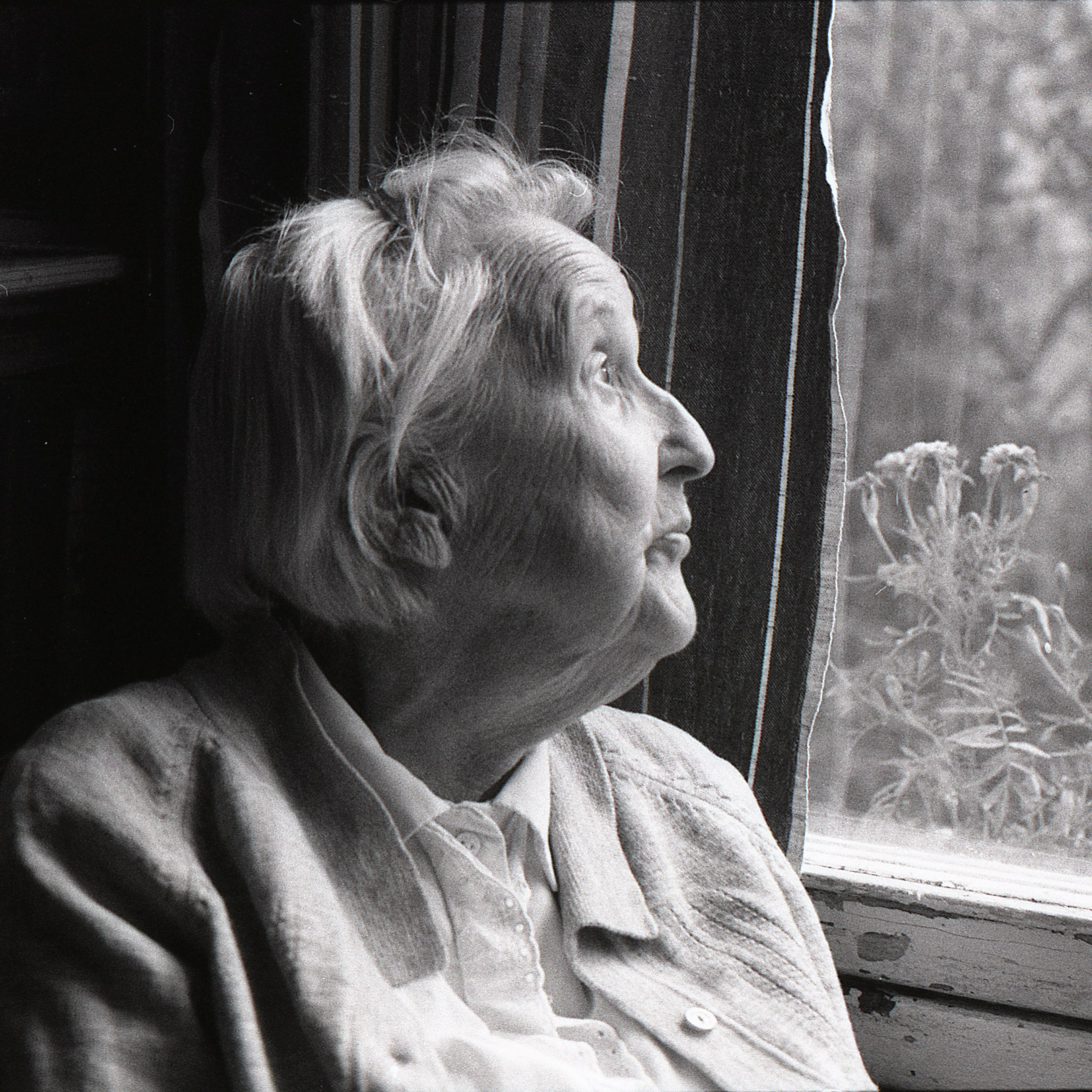 Портрет ч/б. ФОТОГРАФ ЛИЛИЯ БИЧУРИНА