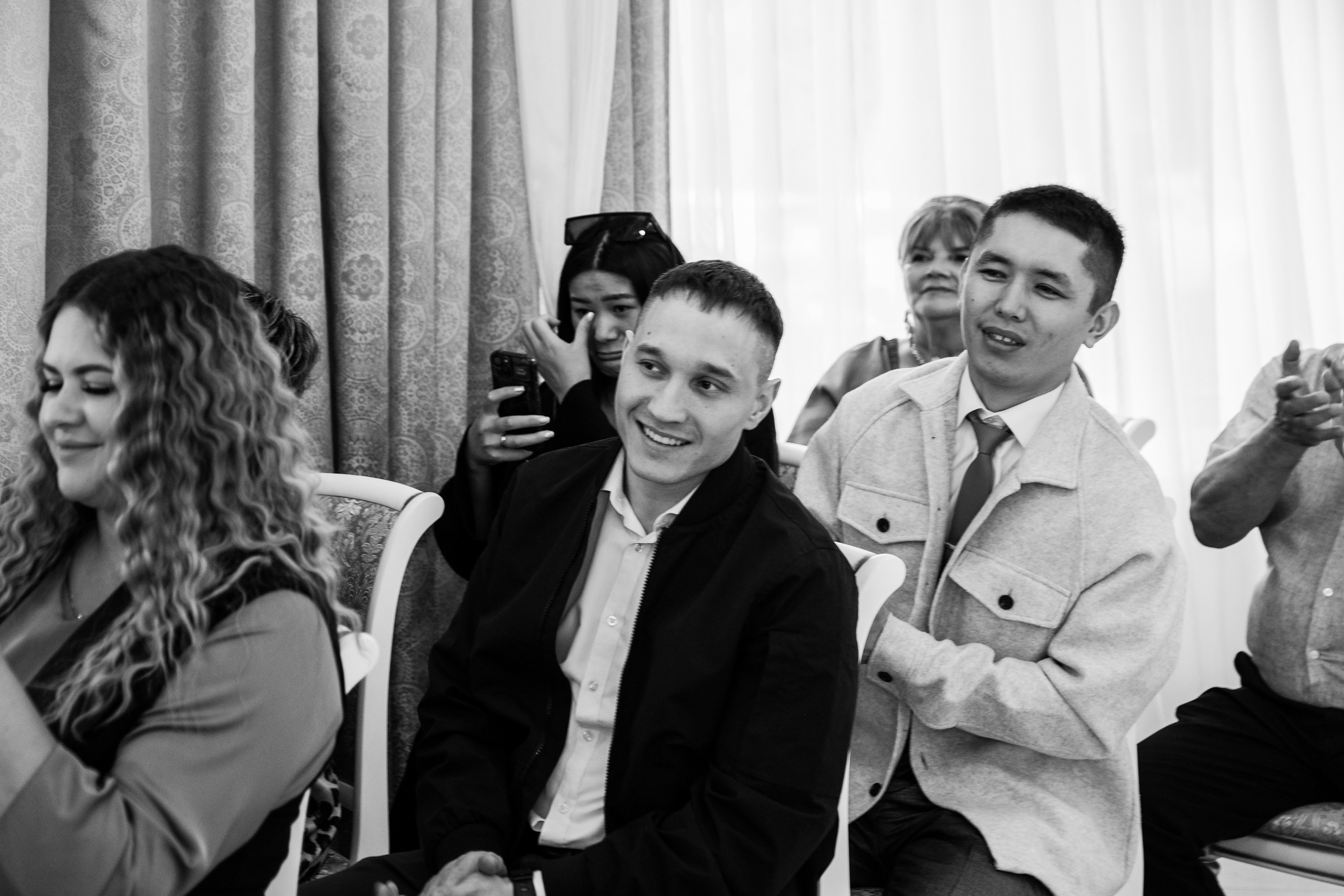 Сергей и Евгения_свадебная фотосессия в Версале. Свадебный фотограф в Челябинске Сырчикова Наталья