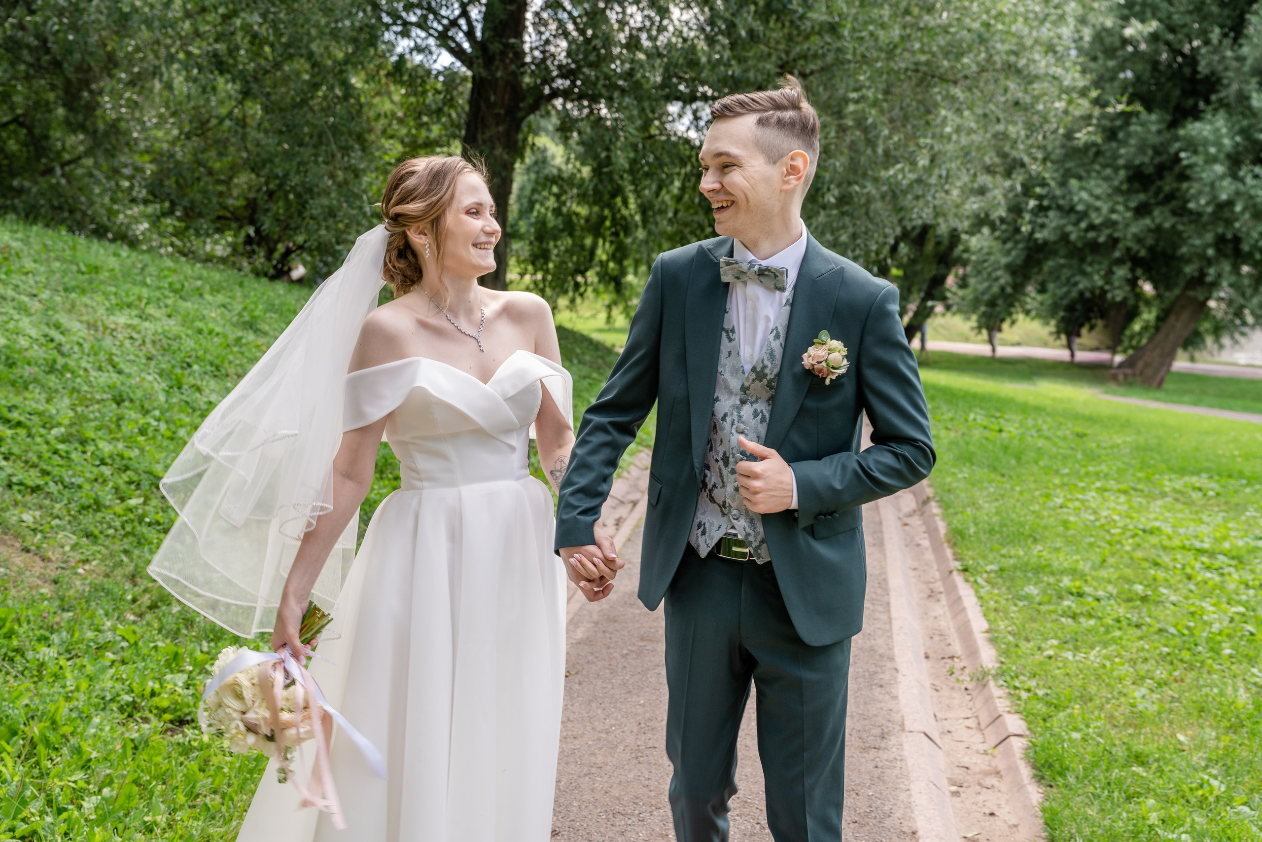 Настя и Кирилл. День свадьбы. Репортажный и интерьерный фотограф Александра Солдатова