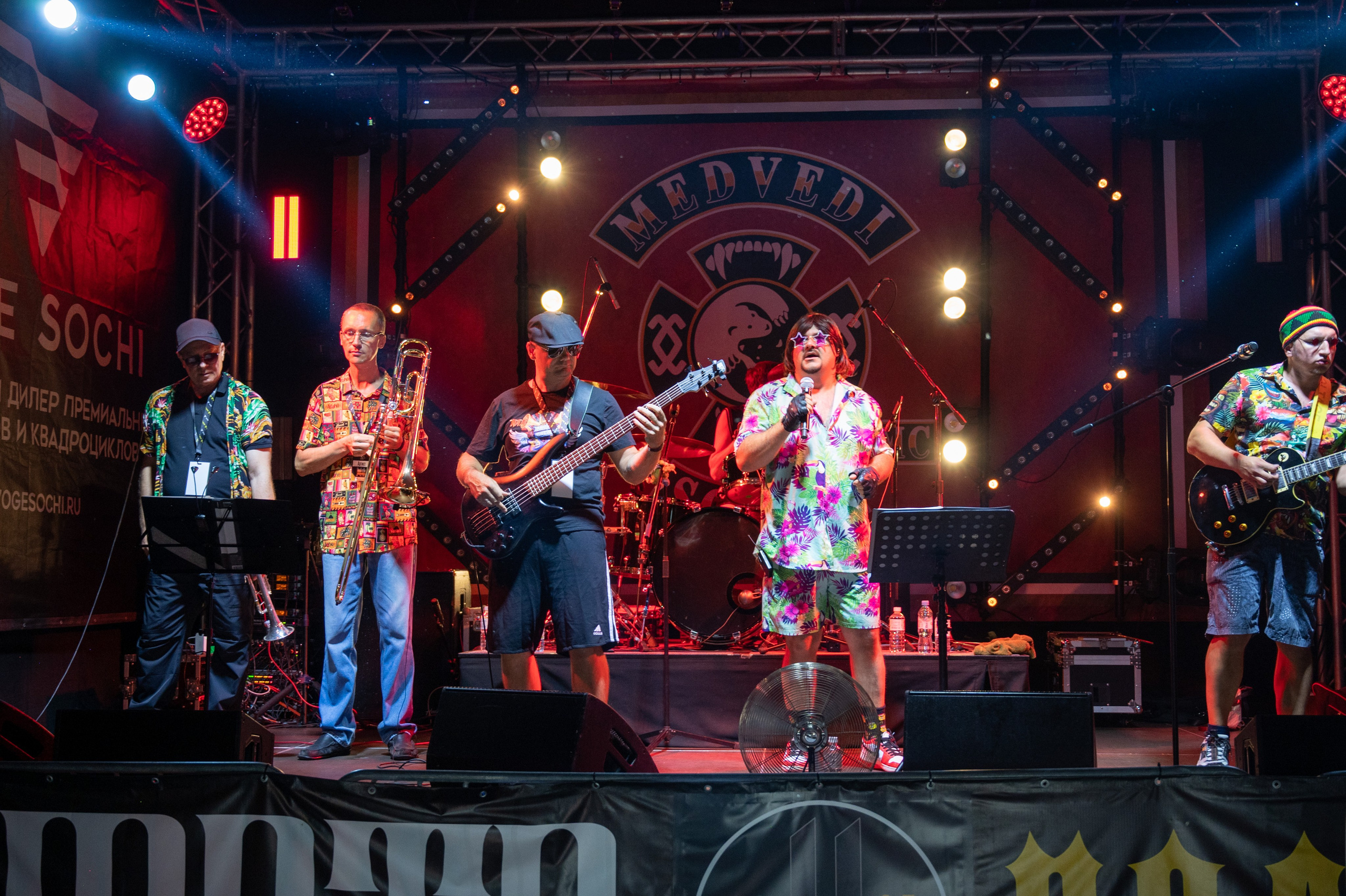 11- ый Ежегодный Байк Фестиваль " Медвежья МОТО ПОЛЯНА». Фотографирую счастливых людей в Сочи