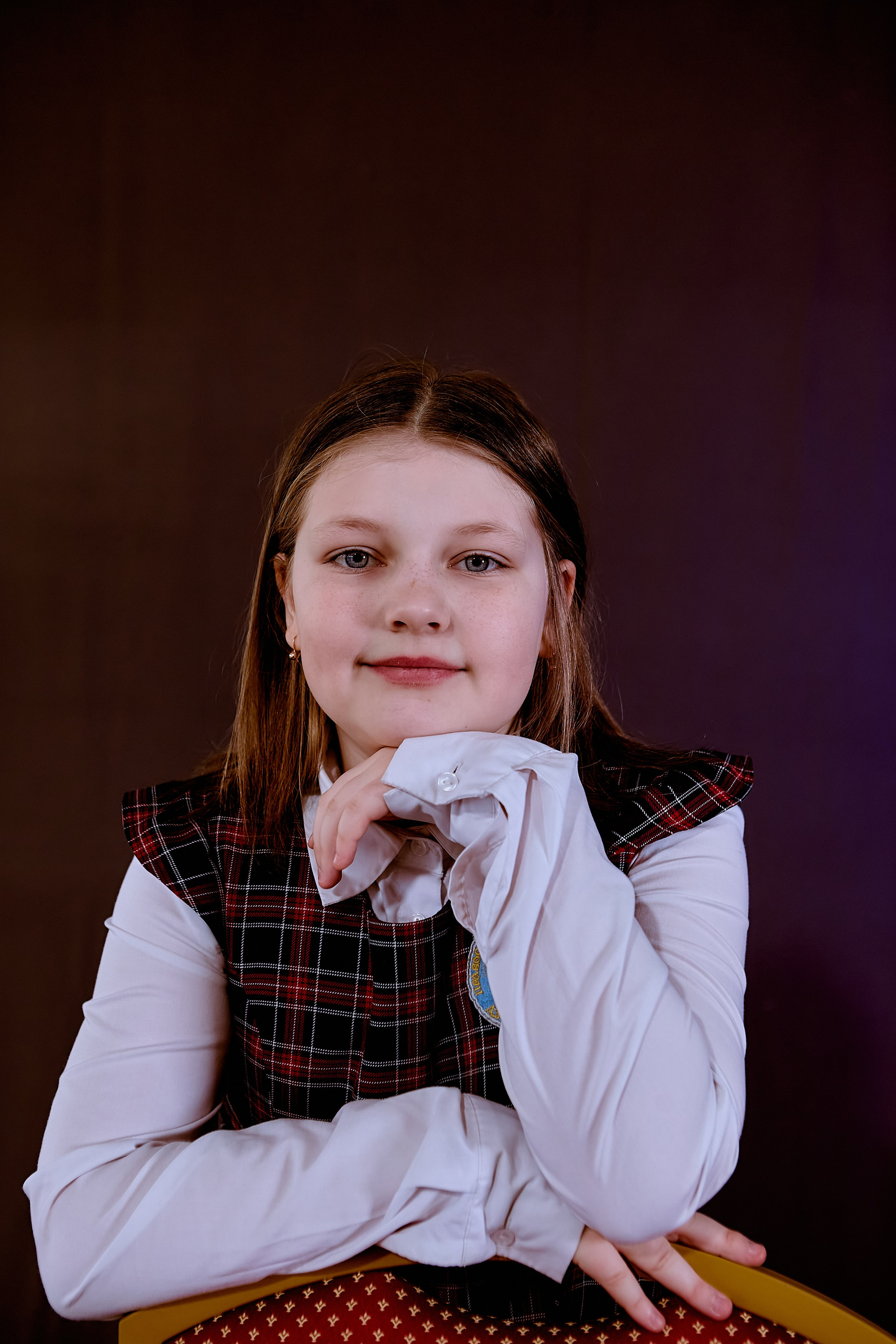 Школьница. Портрет выпускника 4 классов. Православная Гимназия Преподобного Серафима Саровского. Фотограф Николай Голованов. г. Дзержинск