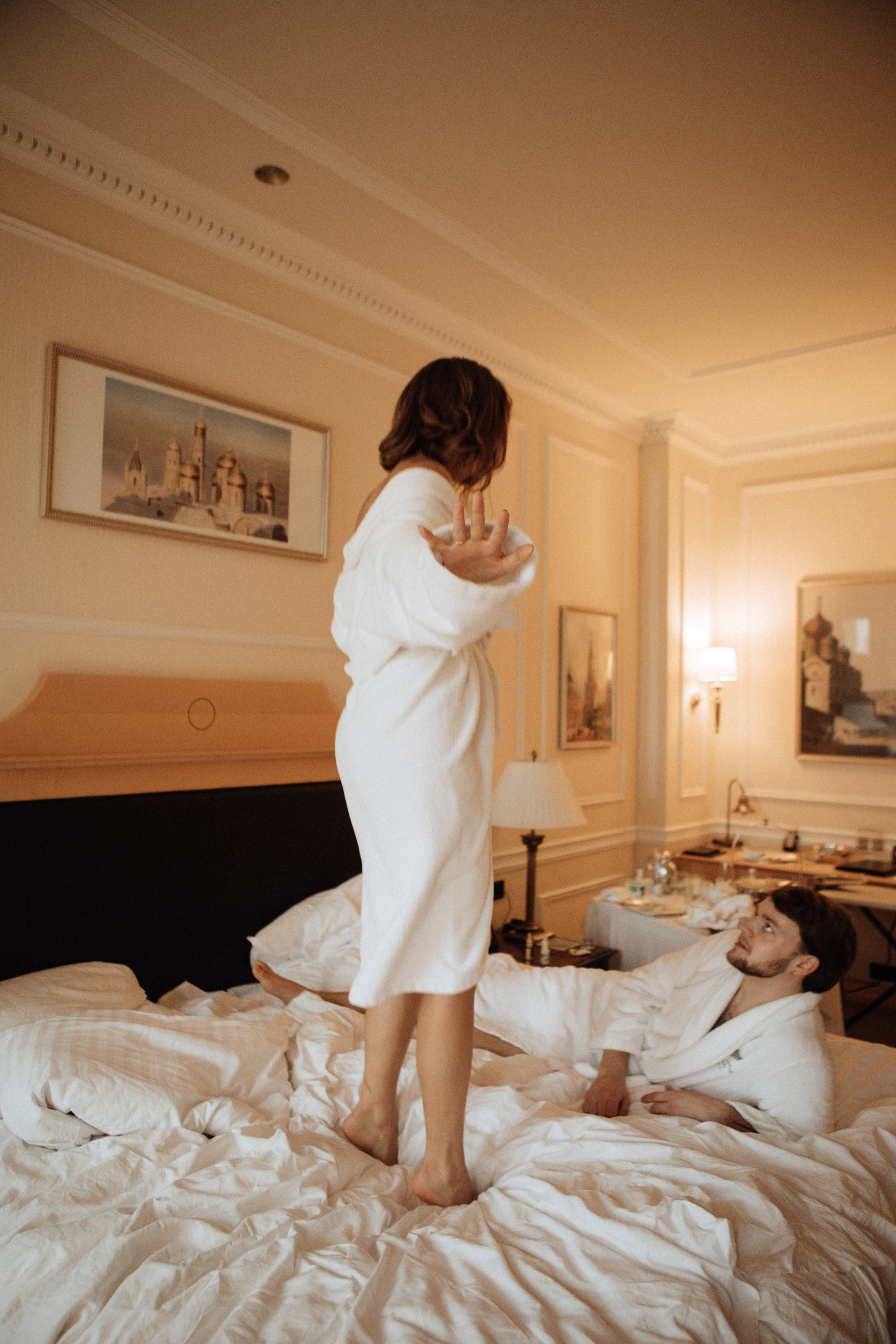 Саша и Вася. Утро в Балчуге и Роспись в Загсе. Свадебный и портретный фотограф в Москве Анастасия Масюк