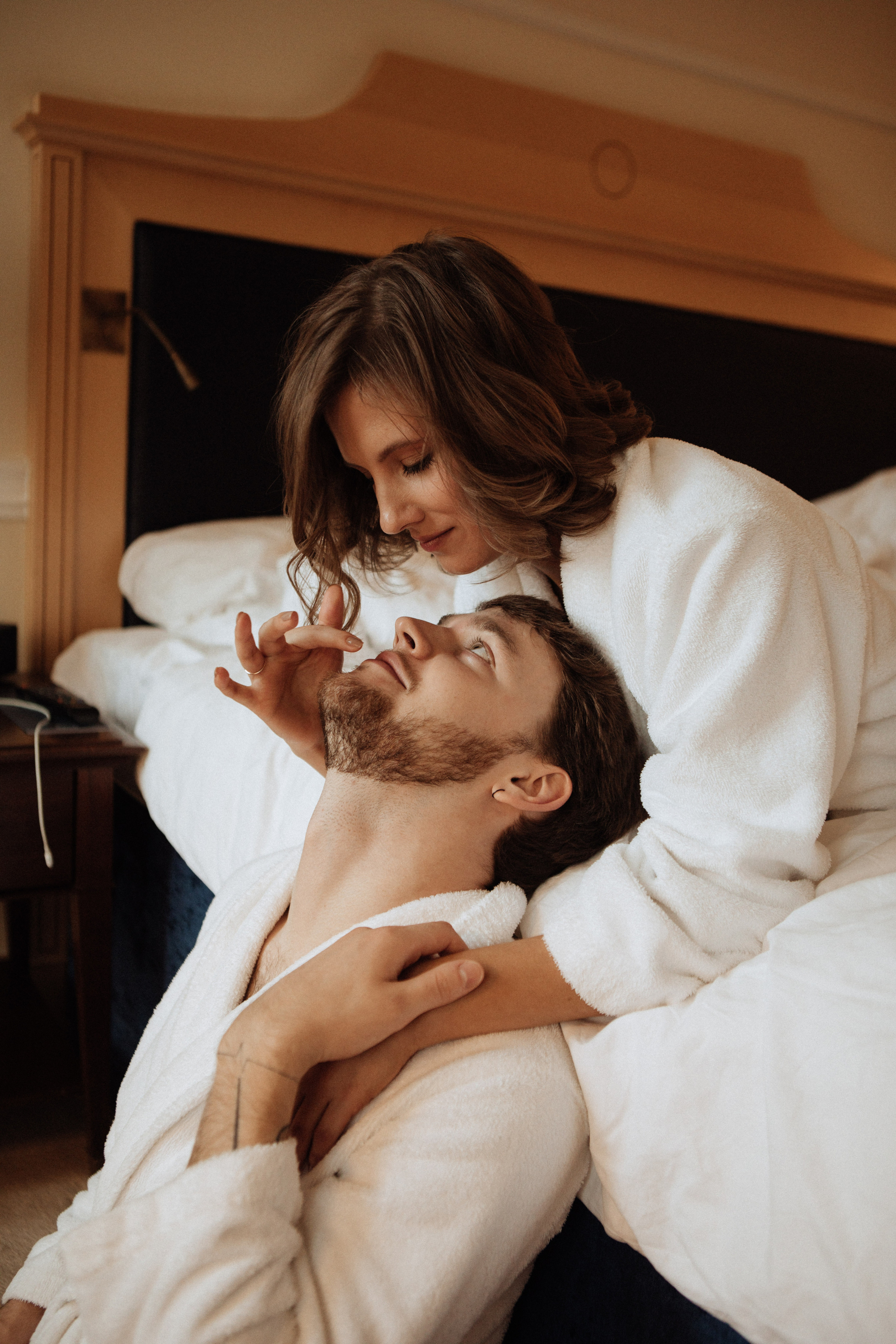 Саша и Вася. Утро в Балчуге и Роспись в Загсе. Свадебный и портретный фотограф в Москве Анастасия Масюк