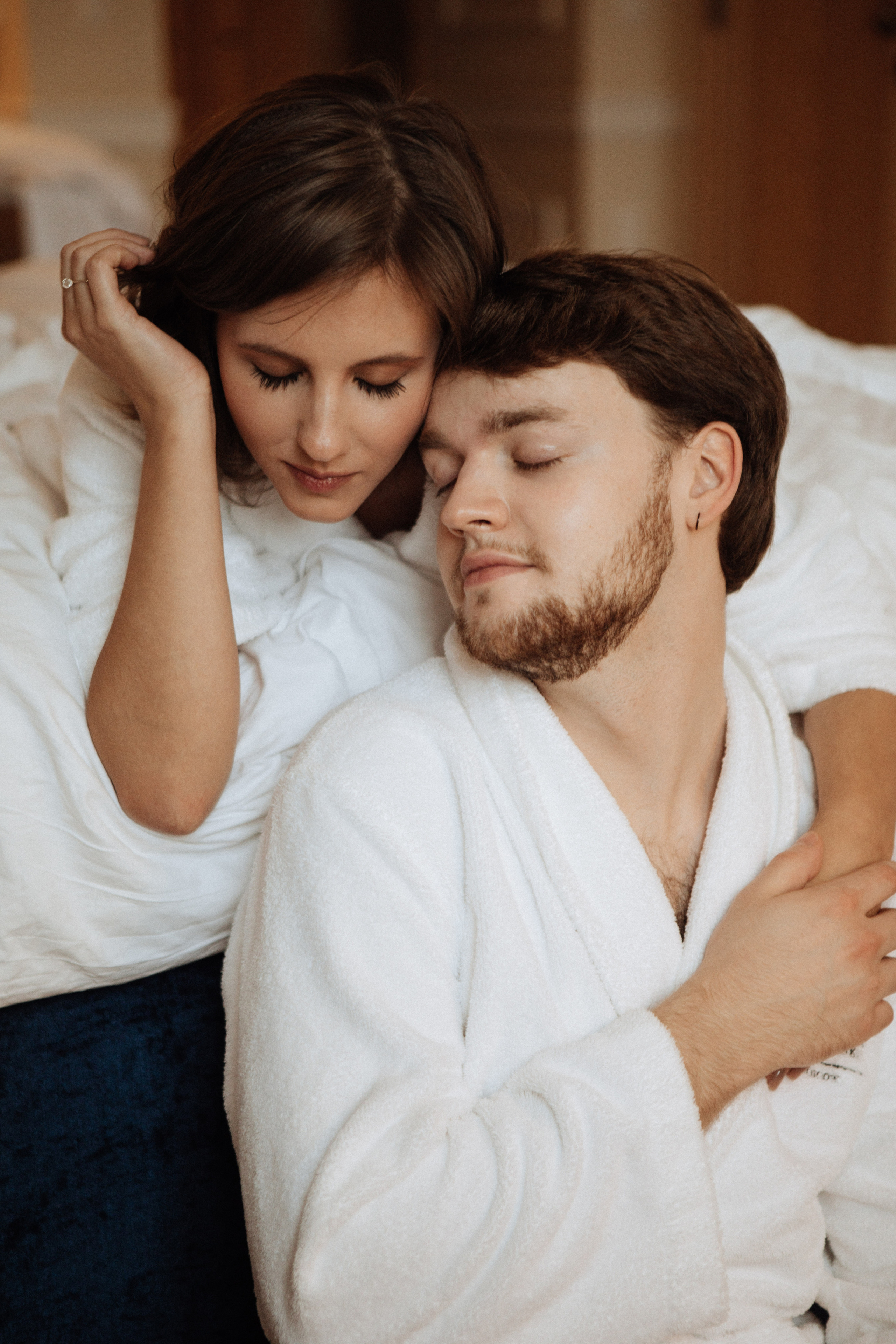 Саша и Вася. Утро в Балчуге и Роспись в Загсе. Свадебный и портретный фотограф в Москве Анастасия Масюк